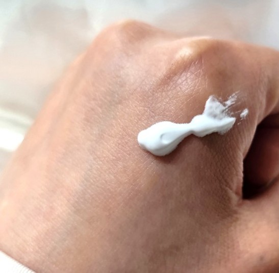 シークレットソルーションウェディングドレスピュアクリーム/It's skin/フェイスクリームを使ったクチコミ（2枚目）