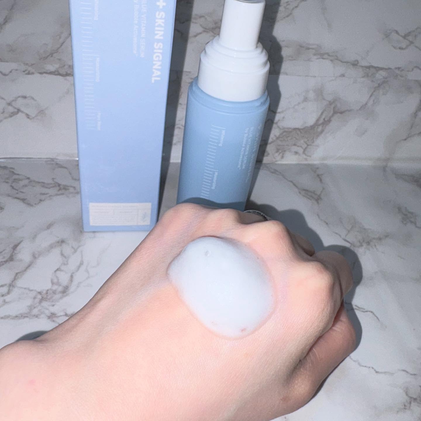 ブルービタミン バブルセラム エッセンス/SKIN SIGNAL/美容液を使ったクチコミ（2枚目）