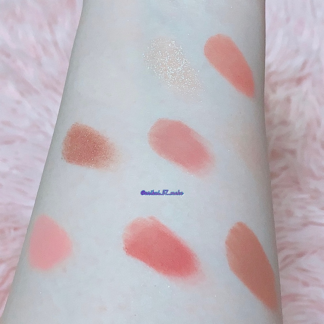 クォーツ 9色アイシャドウパレット(ドリームランドアイシャドウ)/ZEESEA/アイシャドウパレットを使ったクチコミ（3枚目）