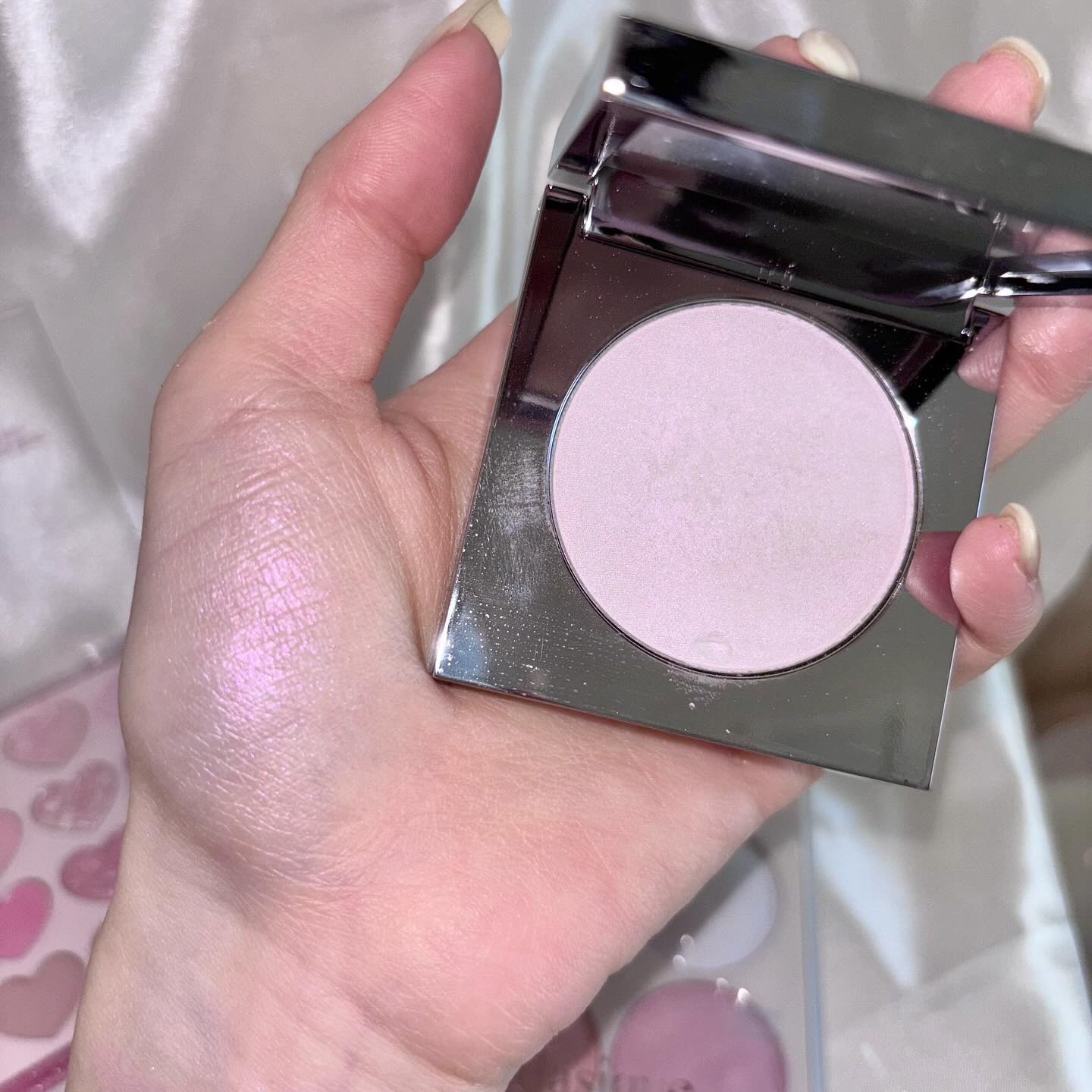 アストラライト ネオンライター/Ameli/パウダーハイライトを使ったクチコミ（3枚目）