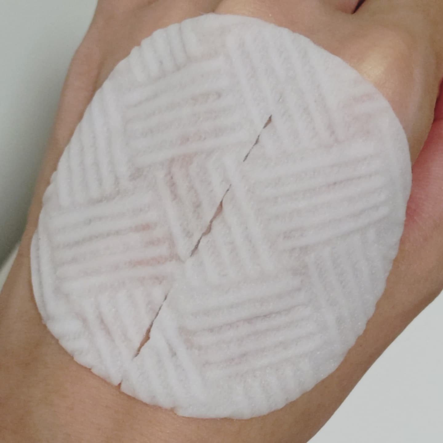 若芽ポアコントロール部分パック/suiskin/トナーパッドを使ったクチコミ（3枚目）