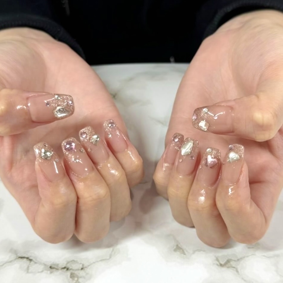 


ピンク×キラキラ💖💎✨


#透け感宝石ネイル #キラキラネイル　#ピンクネイル　#シンプルネイル　#セルフネイル　#夏ネイル　#韓国ネイル　#ネイル　