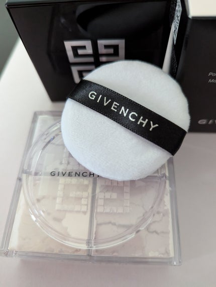 ããªãºã ã»ãªãŒãã«/GIVENCHY/ã«ãŒã¹ããŠããŒã䜿ã£ãã¯ãã³ãïŒ2æç®ïŒ