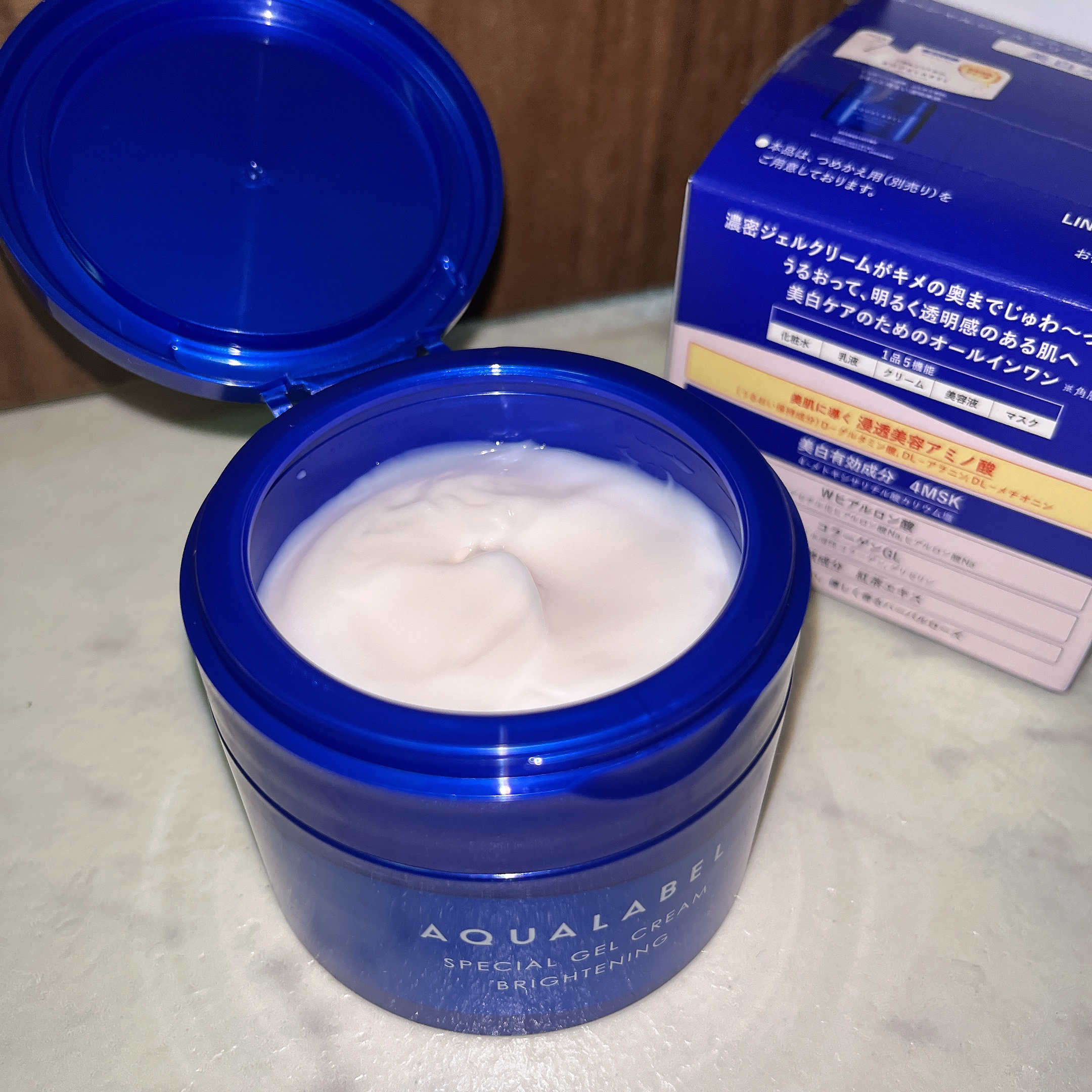 スペシャルジェルクリーム EX （ブライトニング）  詰替（81g）/アクアレーベル/オールインワン化粧品を使ったクチコミ（2枚目）