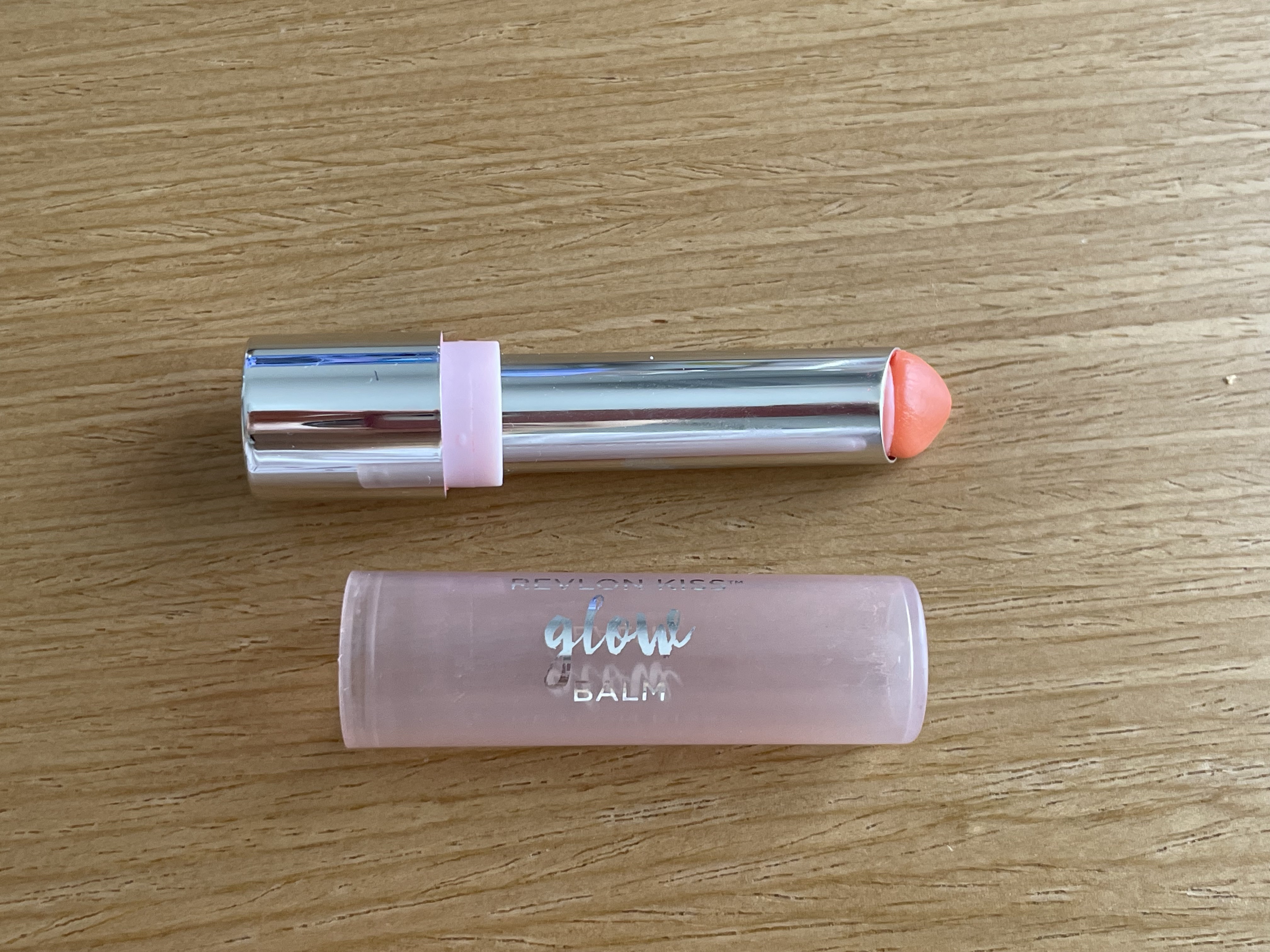 レブロン キス グロウ バーム N/REVLON/口紅を使ったクチコミ（1枚目）