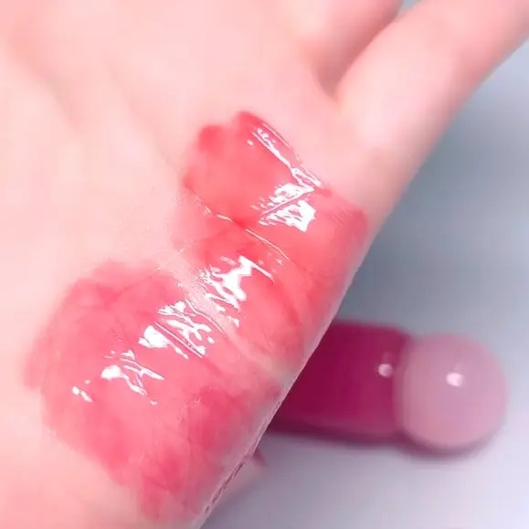 ジューシーデューイグロウティント/dasique/リップティントを使ったクチコミ（3枚目）