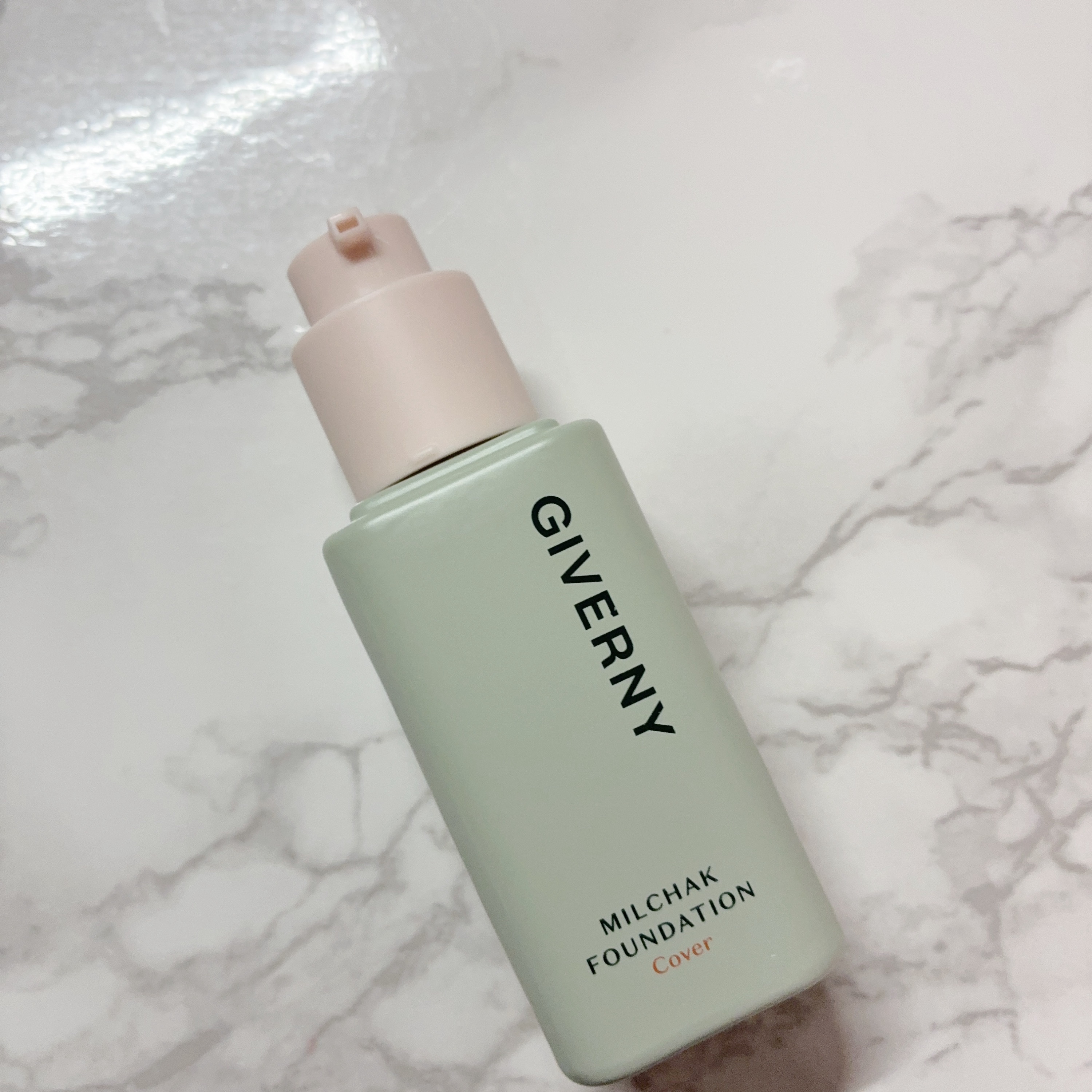 ジヴェルニー 密着カバーファンデーション/GIVERNY/リキッドファンデーションを使ったクチコミ（3枚目）