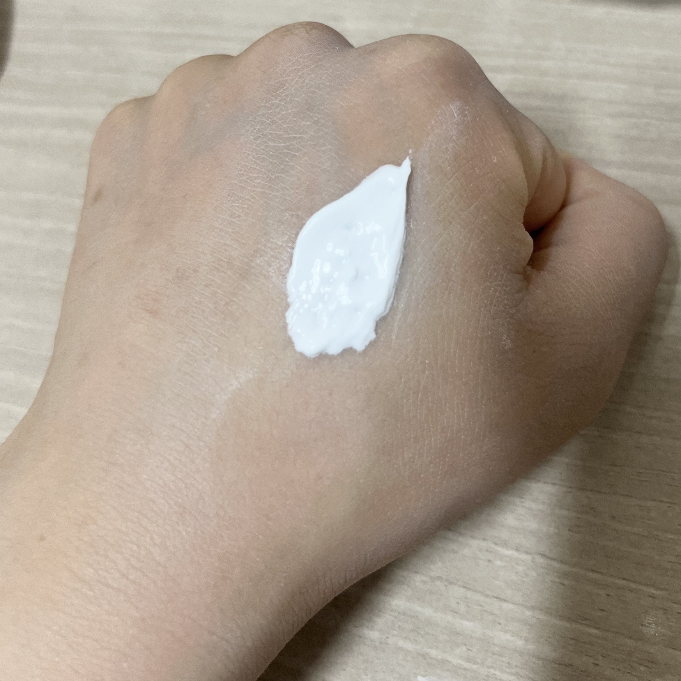 シークレットソルーションウェディングドレスピュアクリーム/It's skin/フェイスクリームを使ったクチコミ（3枚目）