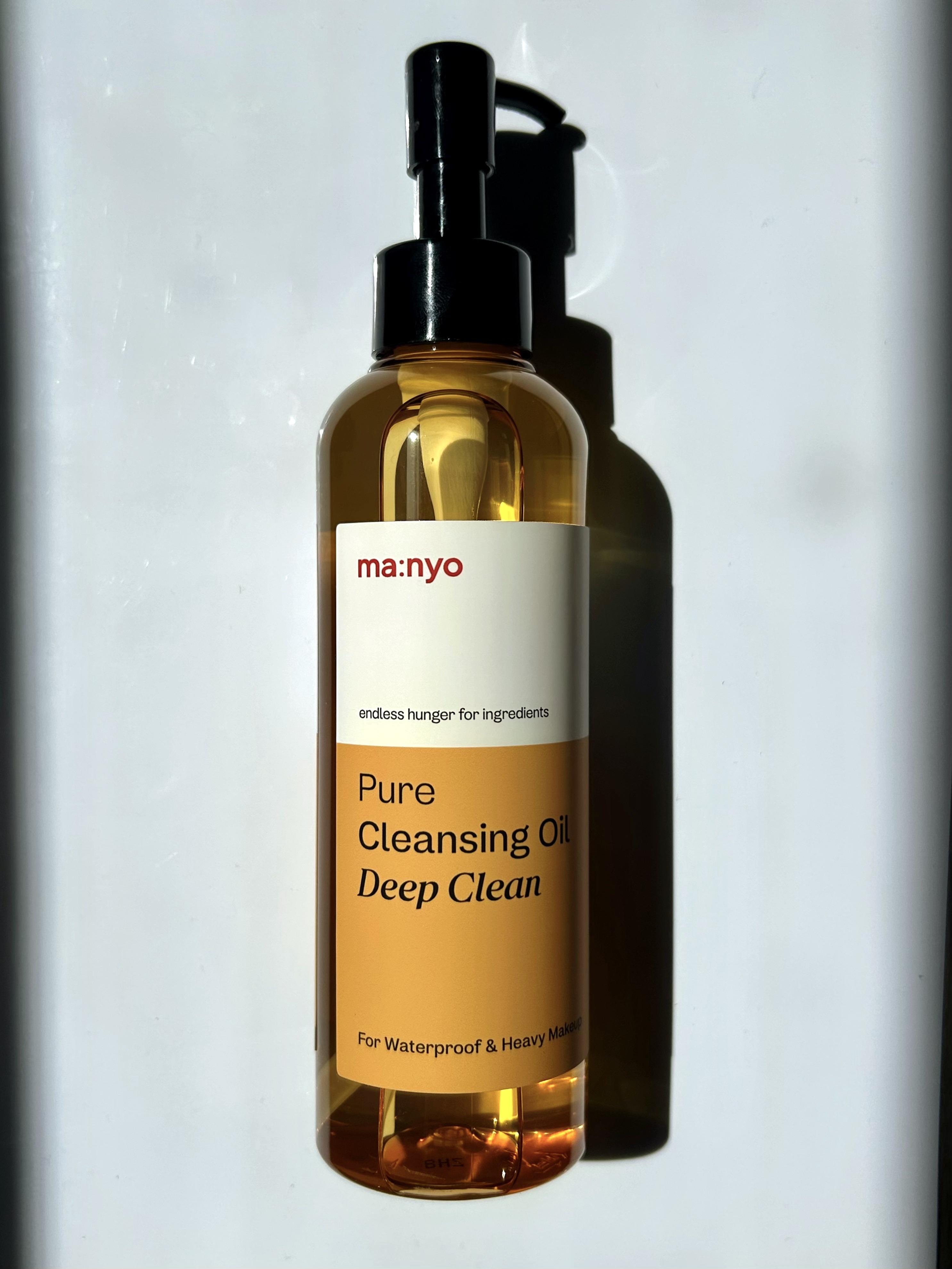 久々に使用

manyo
ピュアクレンジングオイル ディープクリーン
¥2,530

サラッとしてて洗い流しに苦労しないし、つっぱりも無し。まあまあ好きです。お手頃で特に欠点無いのでまたストックしておこうかな👀

#Qoo10メガ割 #韓