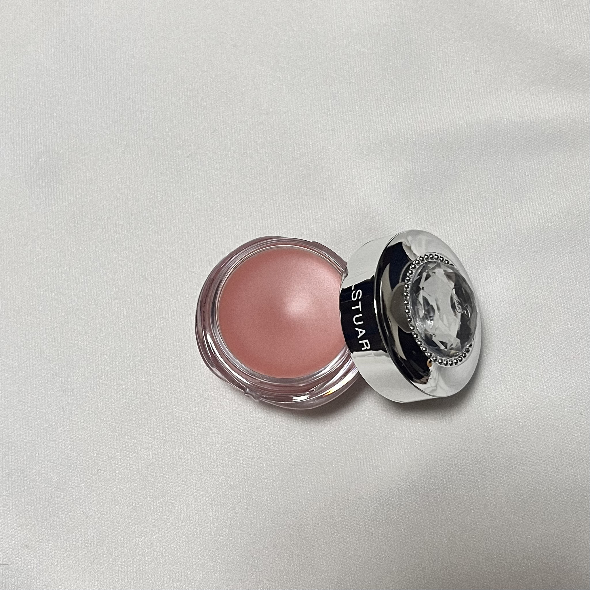 ジルスチュアート リップバーム クリーミーベージュ(香り：ミルクティーブレンド)/JILL STUART/リップバームを使ったクチコミ（2枚目）