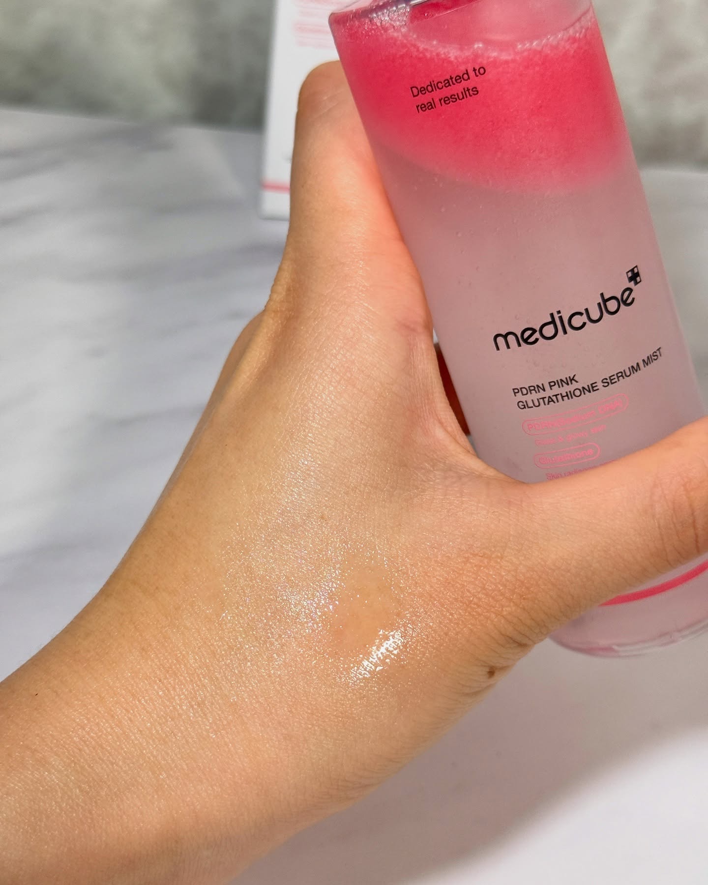 PDRNピンクセラムミスト/MEDICUBE/美容液を使ったクチコミ（3枚目）
