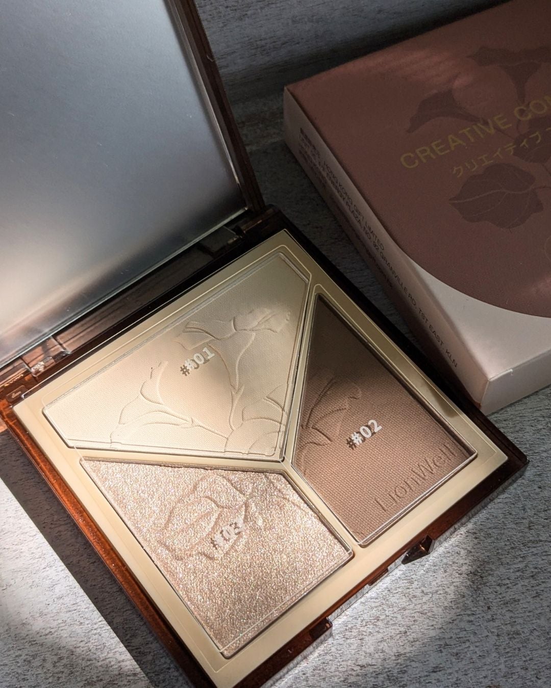 クリエイティブ コントゥア/LionWell(ライオンウェル)/シェーディングを使ったクチコミ(5枚目)