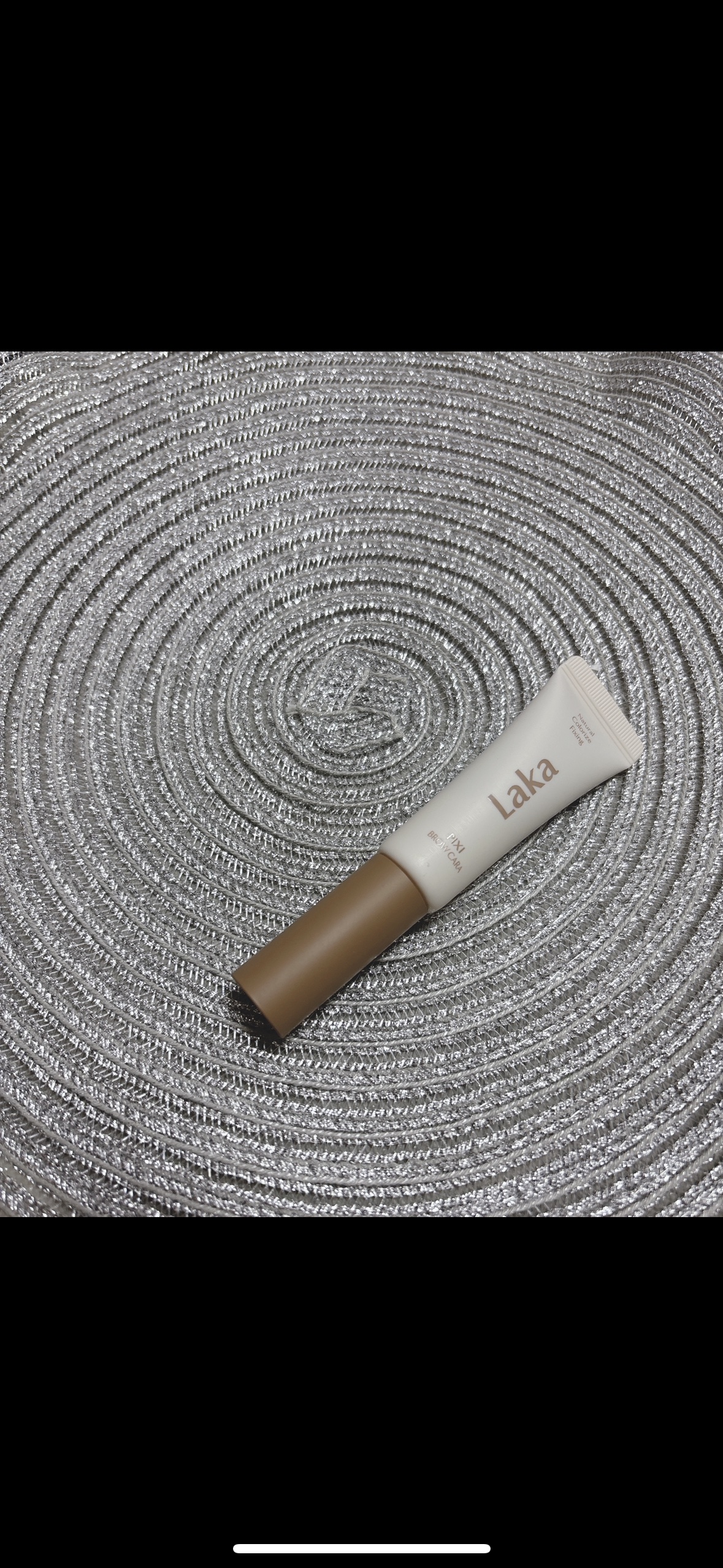 ラカ ピクシーブロウカラ/Laka/眉マスカラを使ったクチコミ（1枚目）