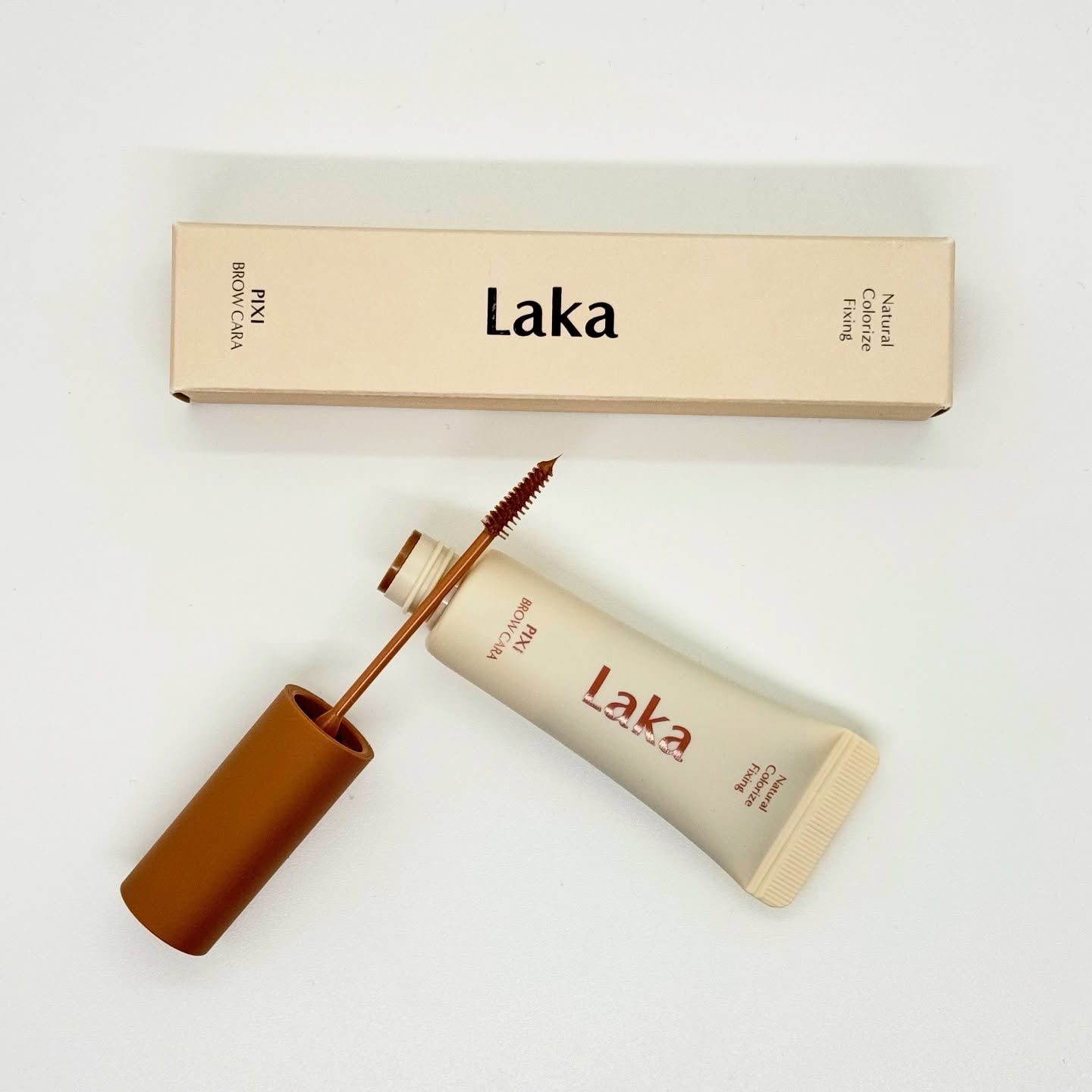 ラカ ピクシーブロウカラ/Laka/眉マスカラを使ったクチコミ（1枚目）