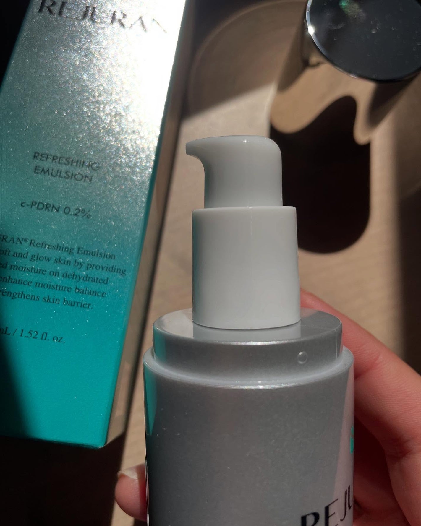 REJURAN リフレッシングエマルジョン 45ml/REJURAN COSMETICS/乳液を使ったクチコミ(3枚目)