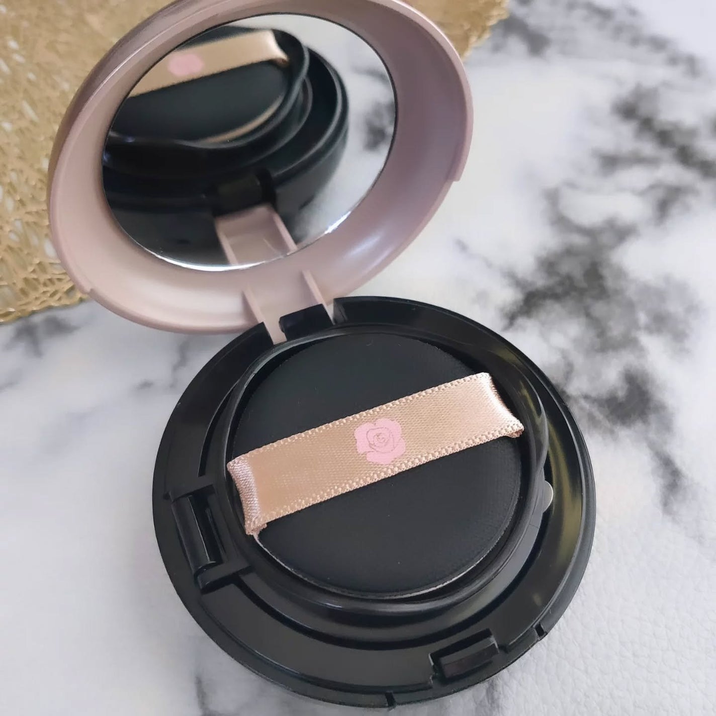 ステファニーピュアカラークッションチーク/ステファニー/リキッドチークを使ったクチコミ(3枚目)