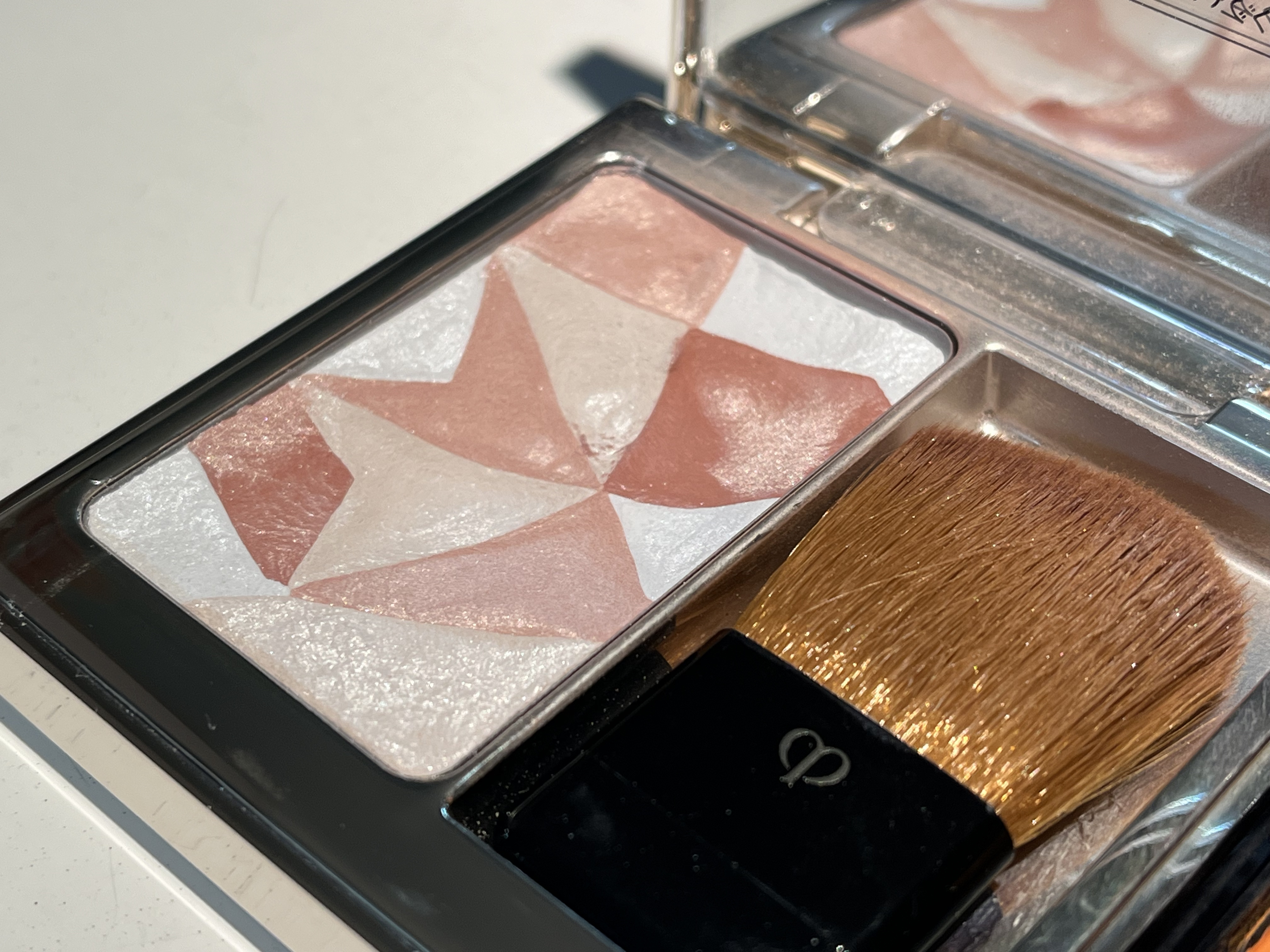 エッセンス リッププランパー/Visée/リッププランパーを使ったクチコミ（3枚目）