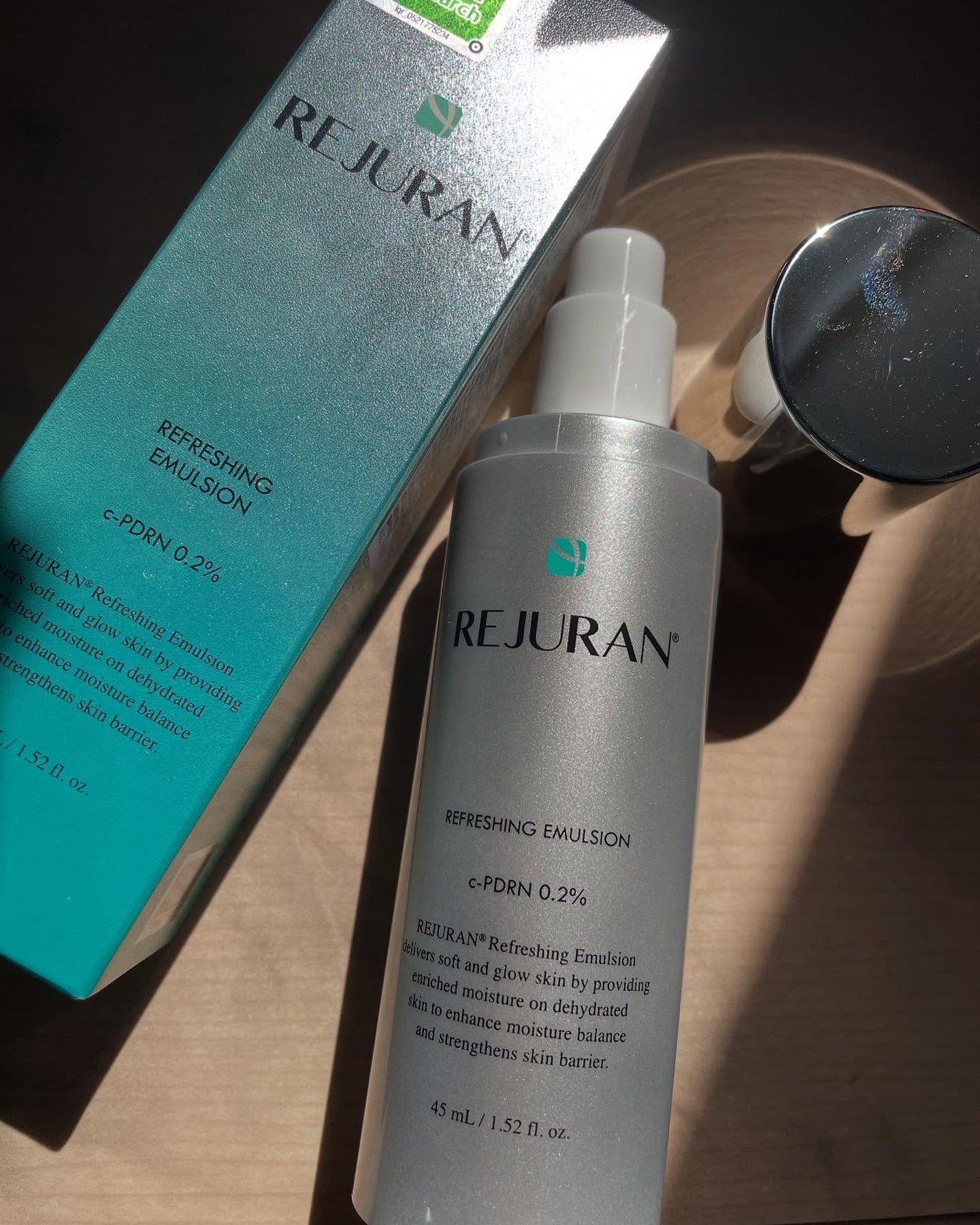 REJURAN リフレッシングエマルジョン 45ml/REJURAN COSMETICS/乳液を使ったクチコミ(2枚目)