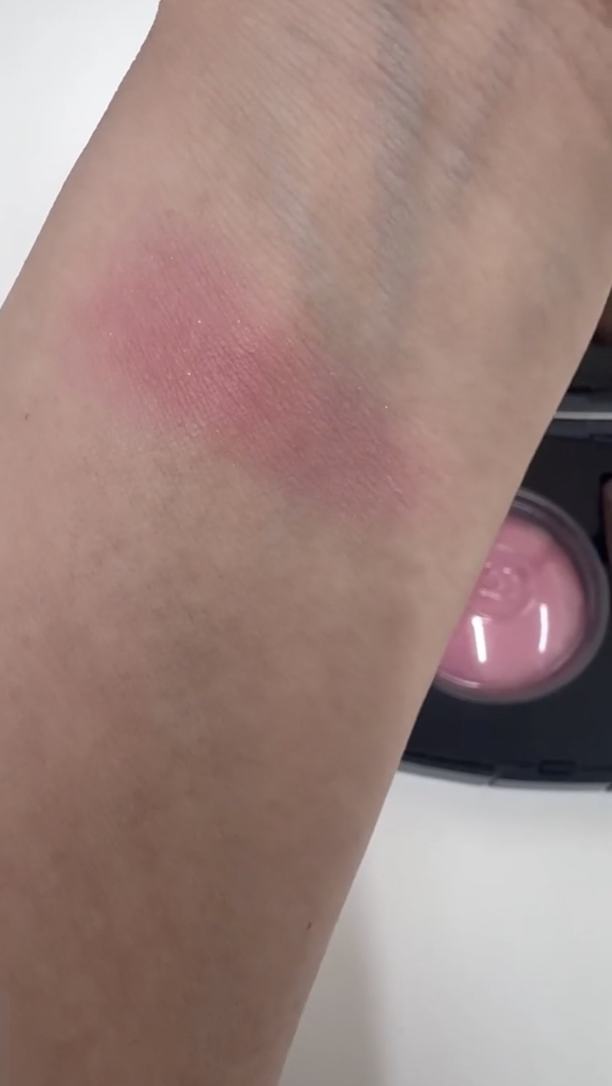 ジュ コントゥラスト/CHANEL/パウダーチークを使ったクチコミ（3枚目）