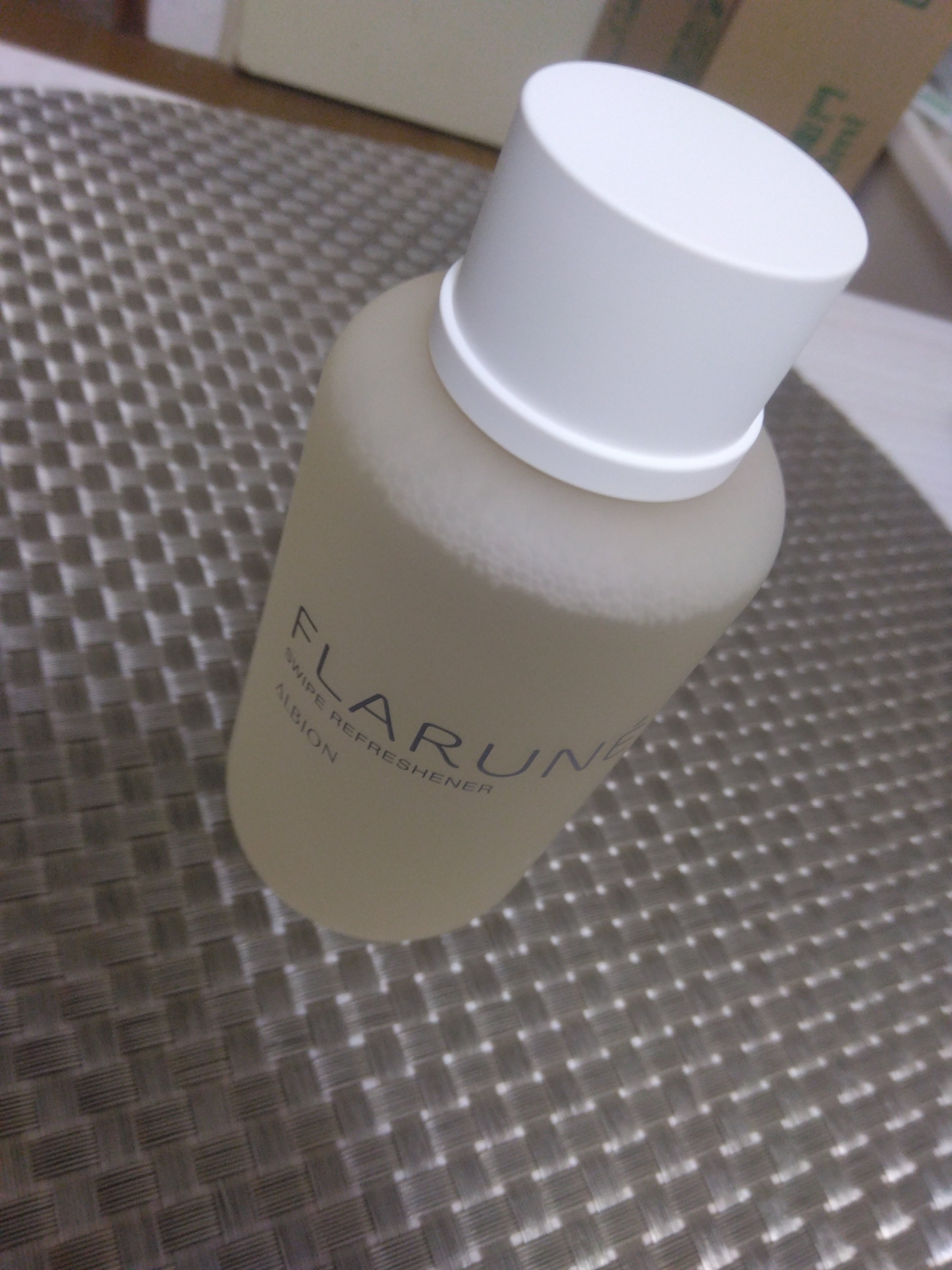 エクシア エバーラスター ファンデーション/ALBION/リキッドファンデーションを使ったクチコミ（2枚目）