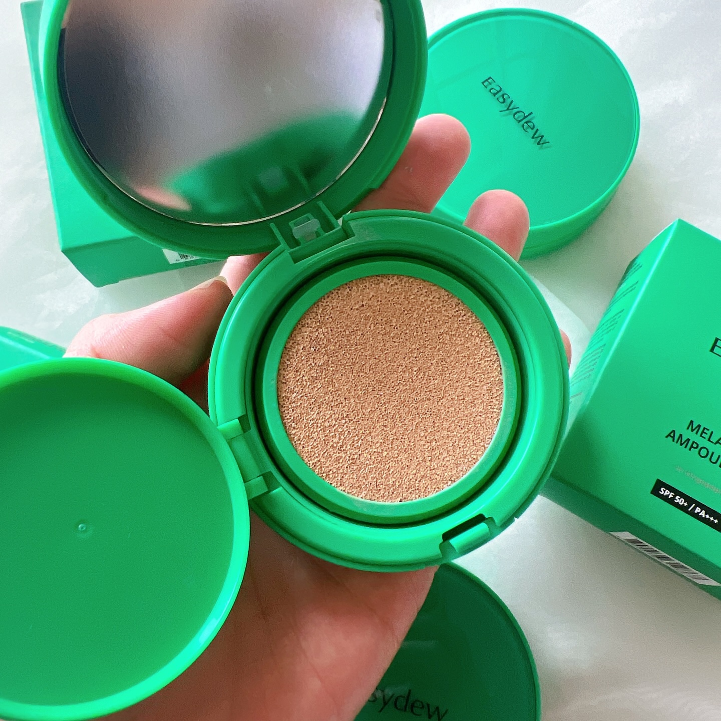 イージーデュー メラB トーニングアンプルクッション/Easydew/クッションファンデーションを使ったクチコミ（3枚目）