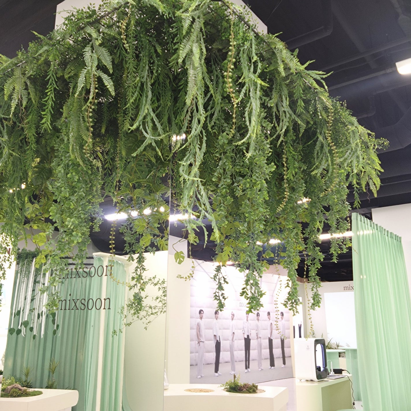 MINMIN on LIPS 「#PR【mixsoonPOP-UPSTOREat東京タワー】に..」(9枚目)