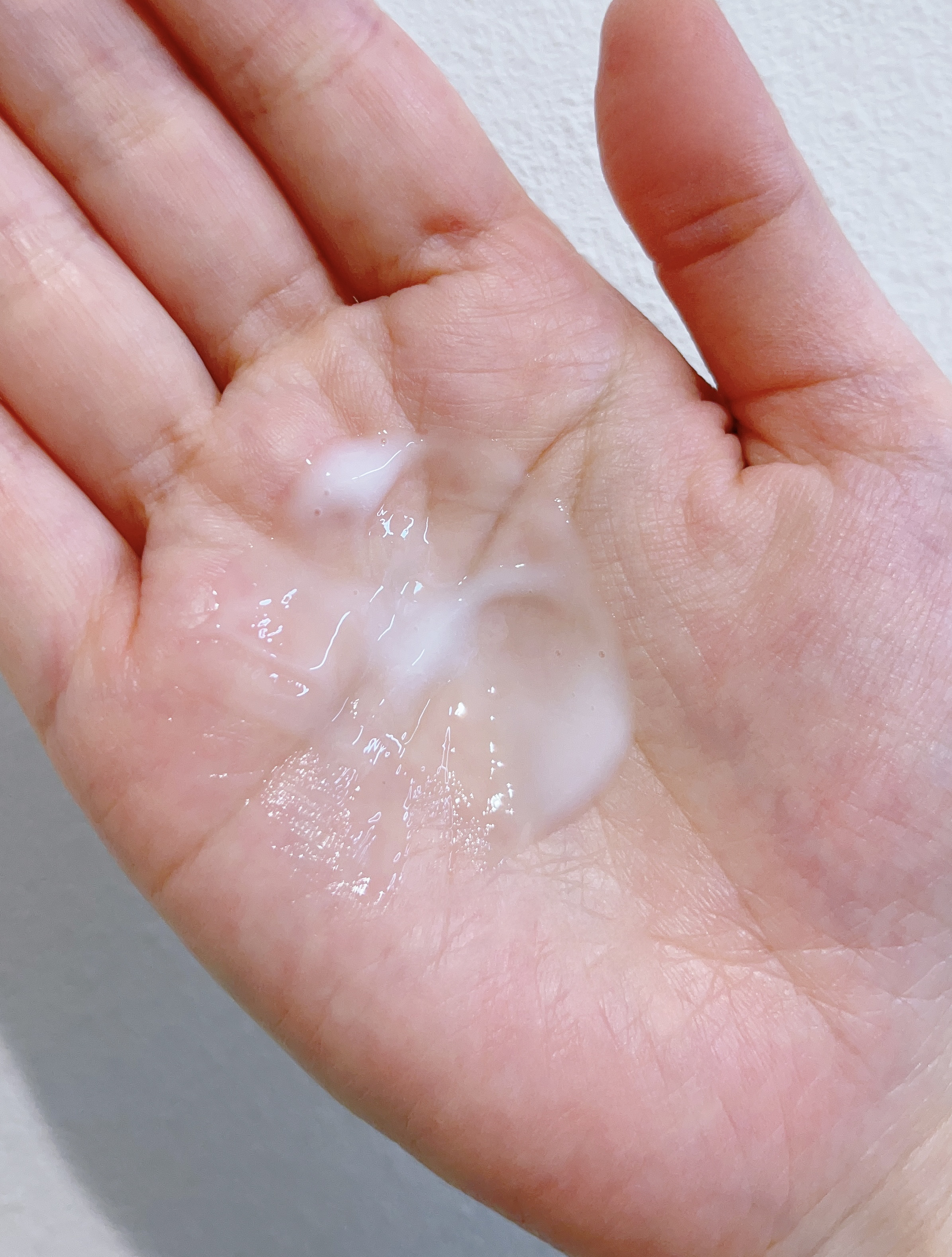 REJURAN リフレッシングエマルジョン 45ml/REJURAN COSMETICS/乳液を使ったクチコミ（3枚目）