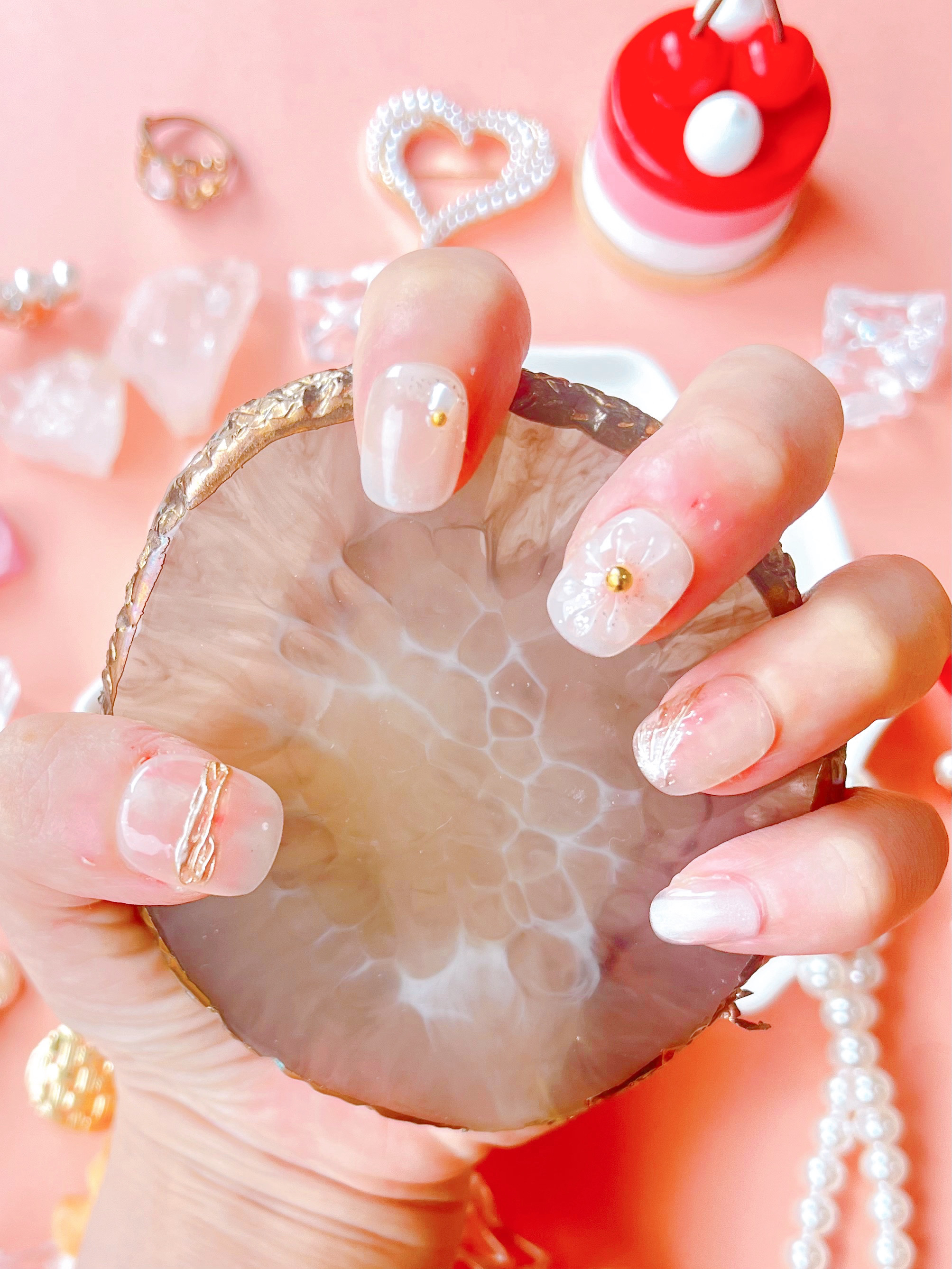 POMUM NAIL ネイルポリッシュのクチコミ「ネイルする時間がない時や
普段ネイルできない人にもオススメ✨

PLUM(@1plum_off.....」（2枚目）
