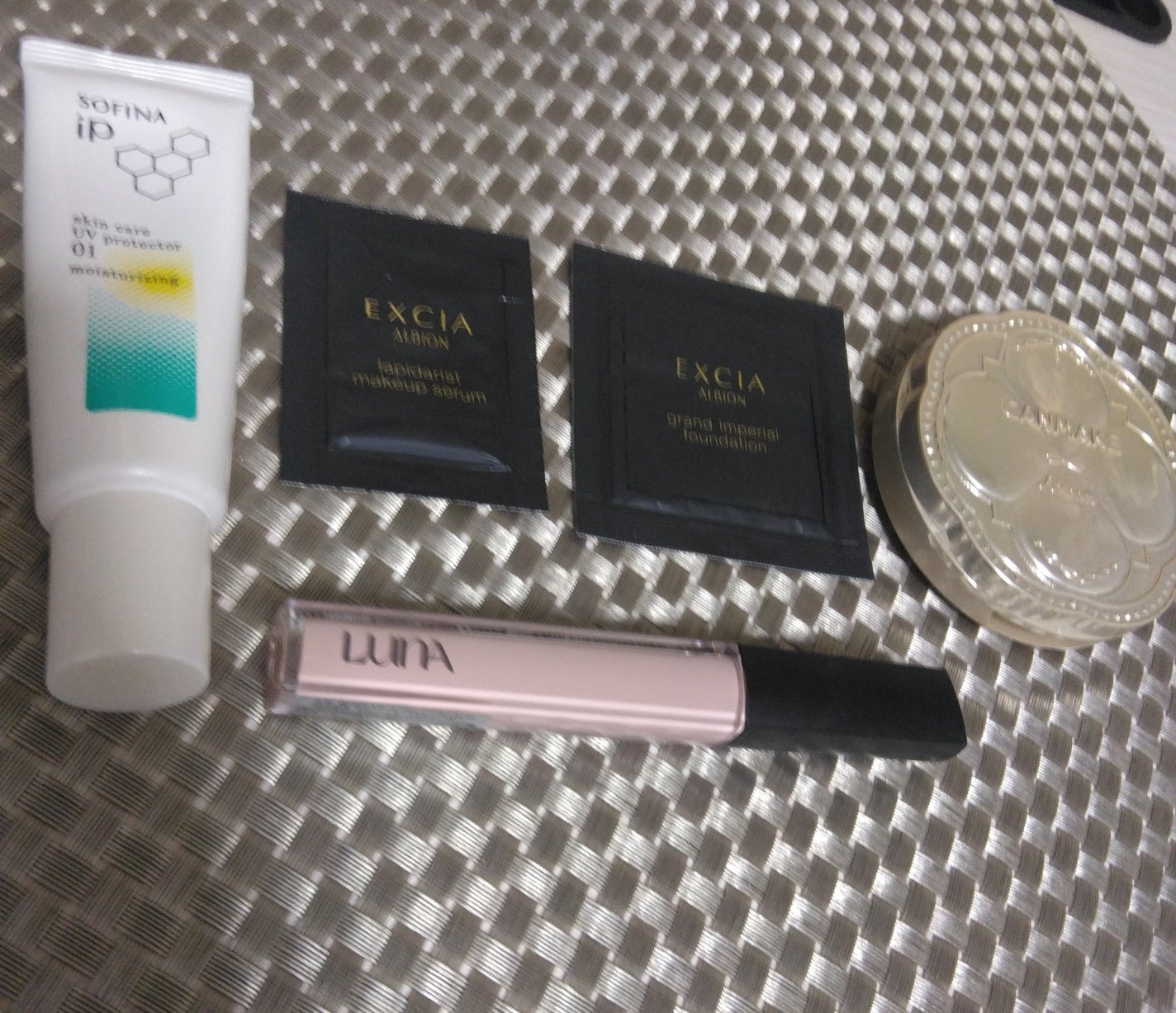 フェイスカラー EXCIA Lapidarist Makeup Serum 30g 試してみた】エクシア ラピダリスト メイクアップセラム ALBION