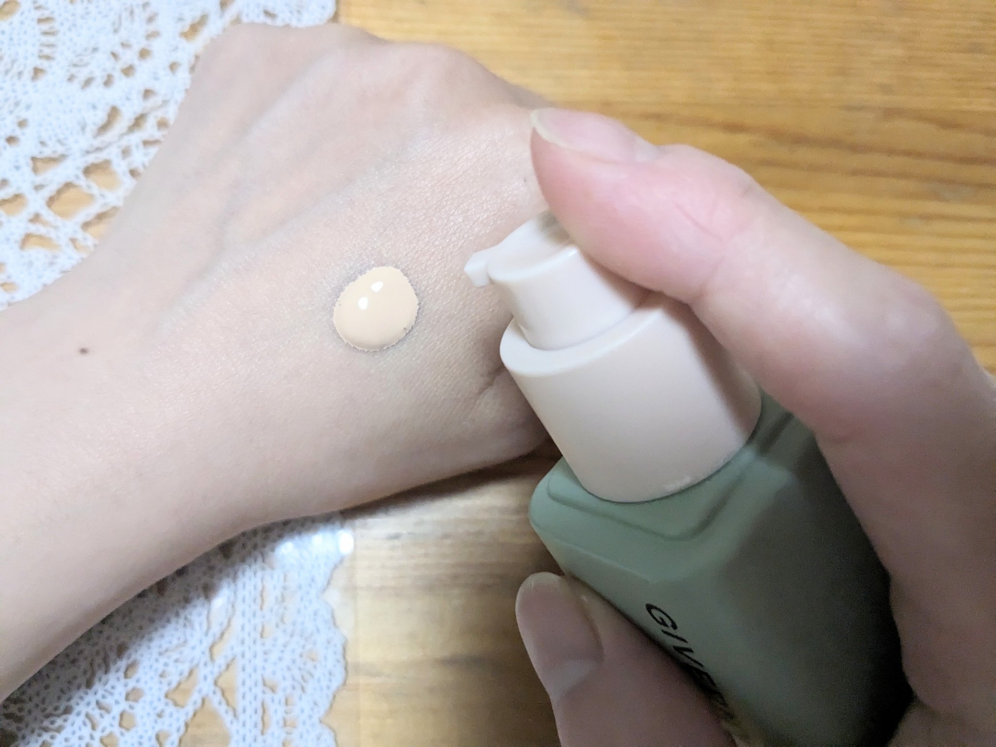 ジヴェルニー 密着カバーファンデーション/GIVERNY/リキッドファンデーションを使ったクチコミ（2枚目）