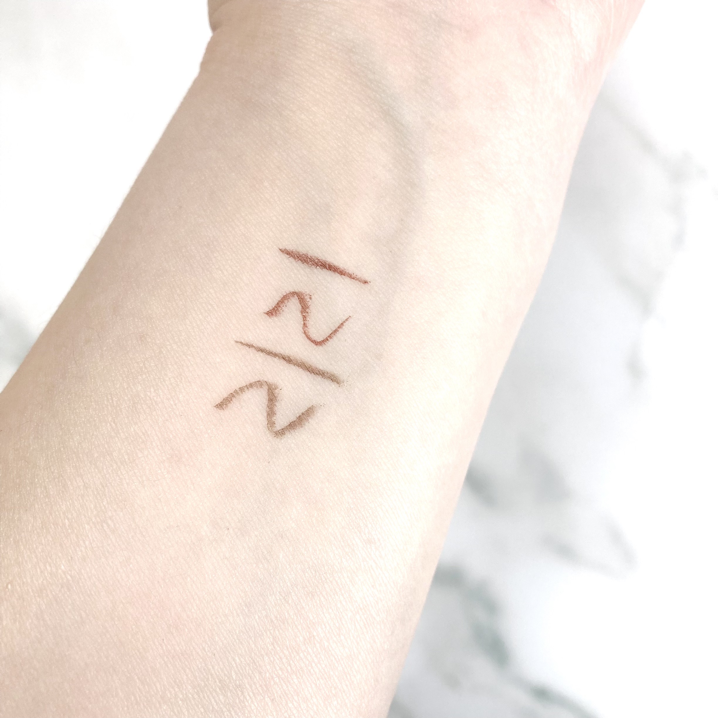 リキッドアイライナーR4 ミルクブラウン(ちいかわ シーサーデザイン)【限定】/ラブ・ライナー/リキッドアイライナーを使ったクチコミ（2枚目）