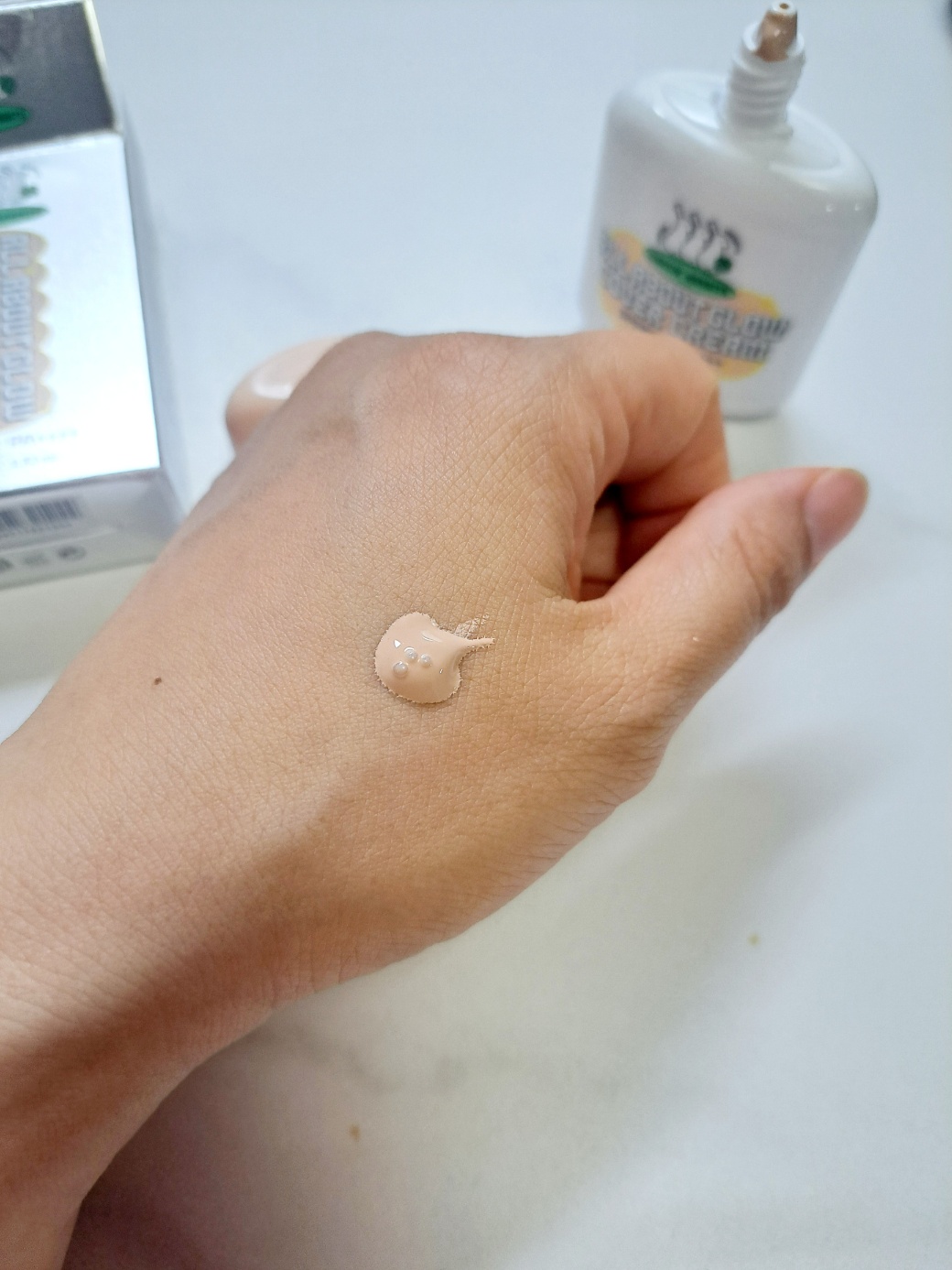 オールアバウトグロウカバークリーム/CHASIN'RABBITS/日焼け止めクリームを使ったクチコミ（3枚目）