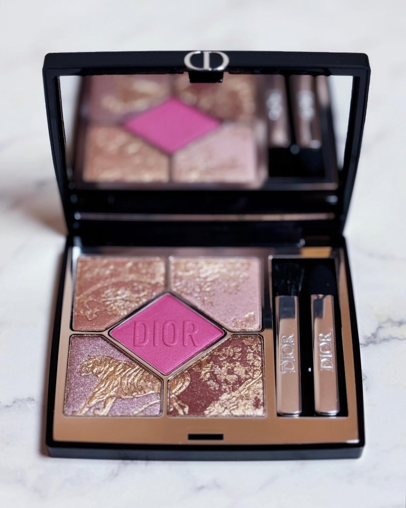 ディオールショウ サンク クルール/Dior/アイシャドウを使ったクチコミ(4枚目)