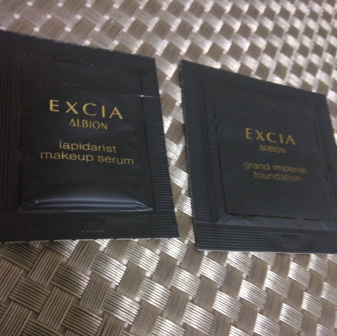 新品未開封 アルビオン エクシア ラピダリスト メイクアップセラム 30g 試してみた】エクシア ラピダリスト メイクアップセラム ALBION