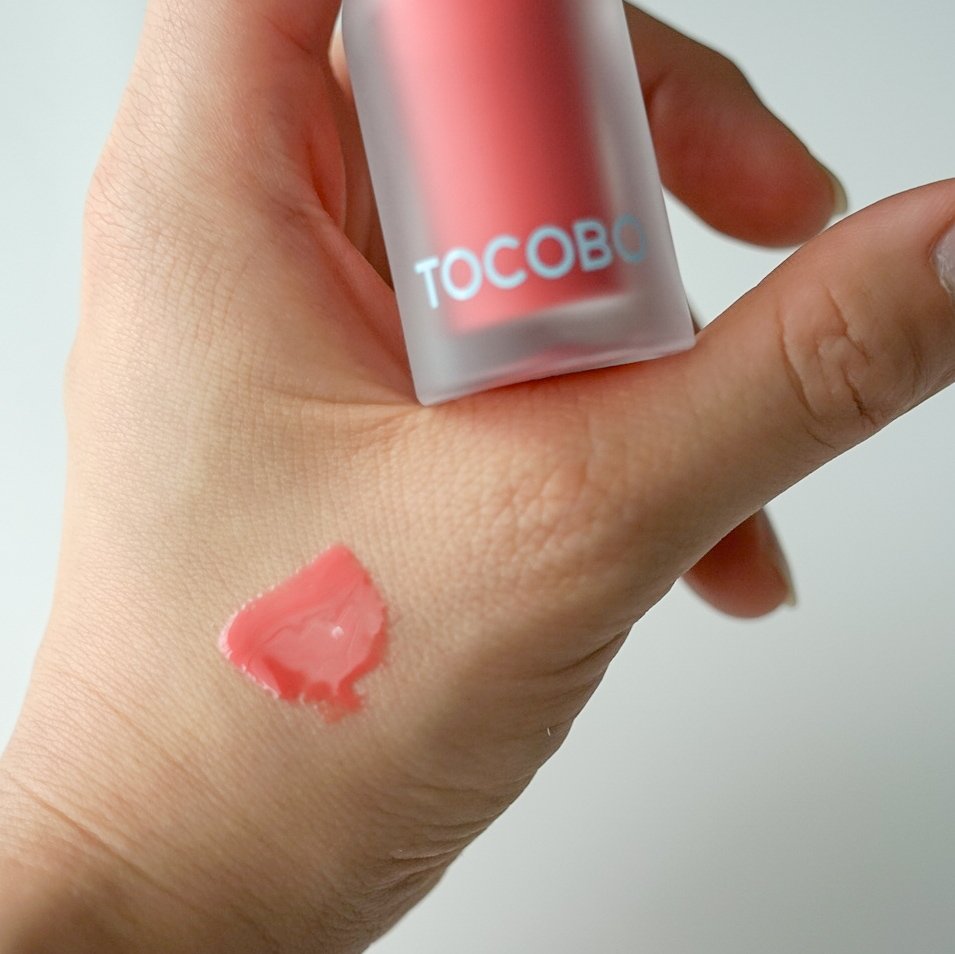 ジューシーベリープランピングリップオイル/TOCOBO/リップグロスを使ったクチコミ（2枚目）