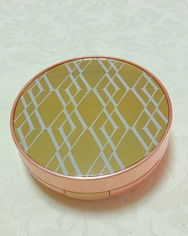 WATTLEクッションファンデーション/WATTLE/クッションファンデーションを使ったクチコミ(2枚目)