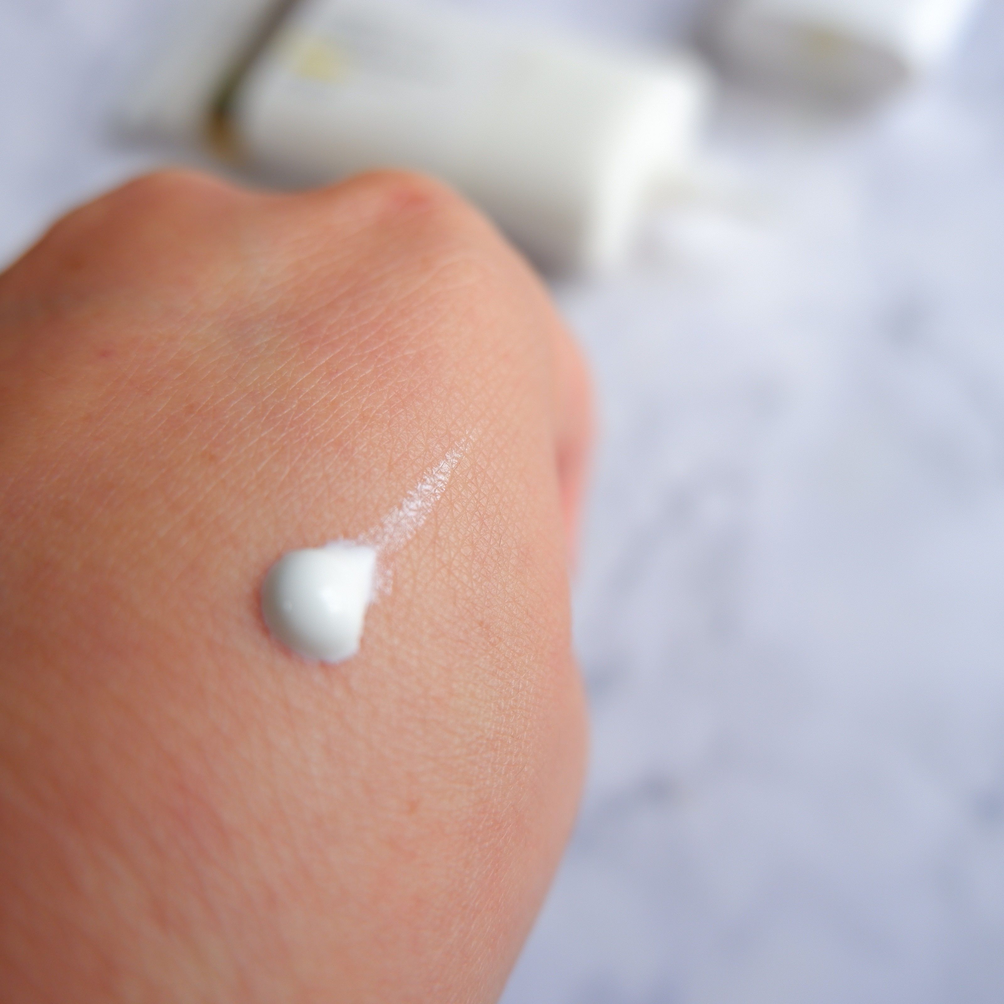 アンレーベル ラボ V トーンアップ UVセラム/unlabel/日焼け止めクリームを使ったクチコミ（3枚目）