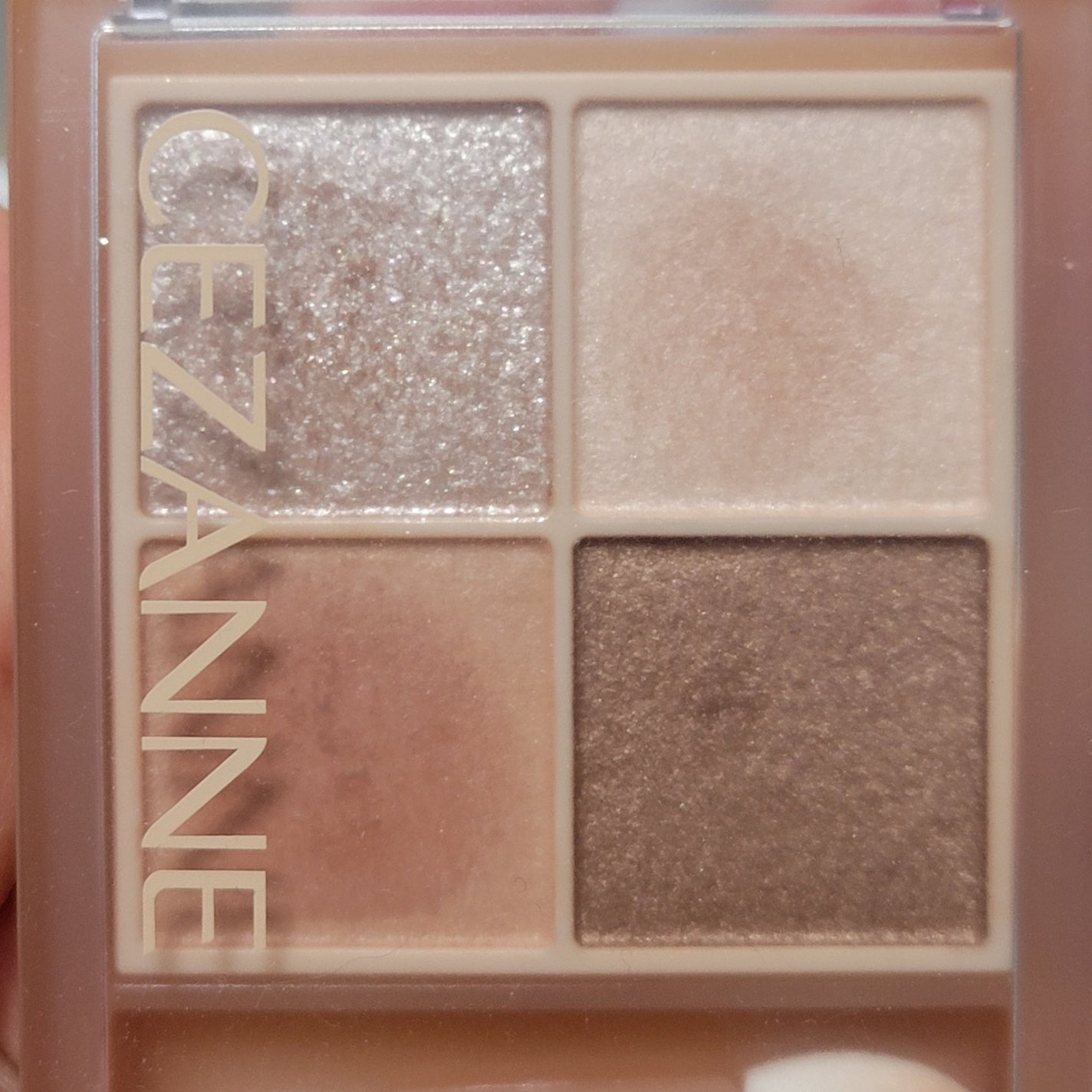 ベージュトーンアイシャドウ/CEZANNE/アイシャドウパレットを使ったクチコミ(2枚目)