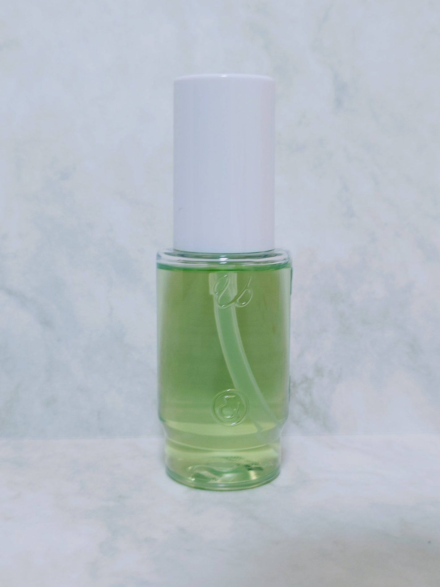 ぴこ@フォロバ100 on LIPS 「G3ナイアシンセラム🌿透き通るような見た目と、ほんのりマスカッ..」(1枚目)