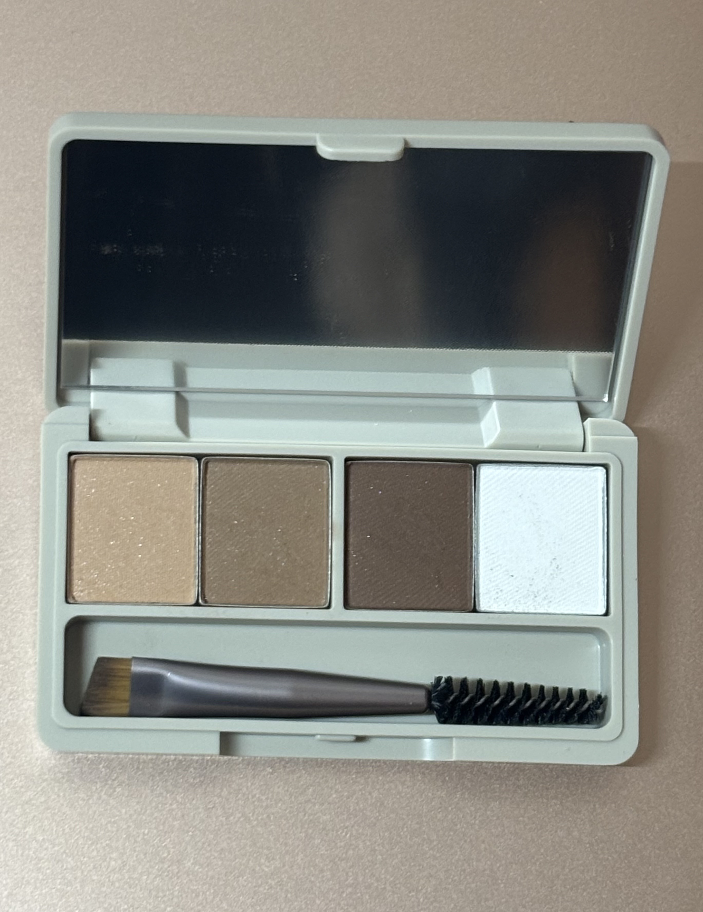 魔法のアイブロウパウダー/b idol/パウダーアイブロウを使ったクチコミ（2枚目）