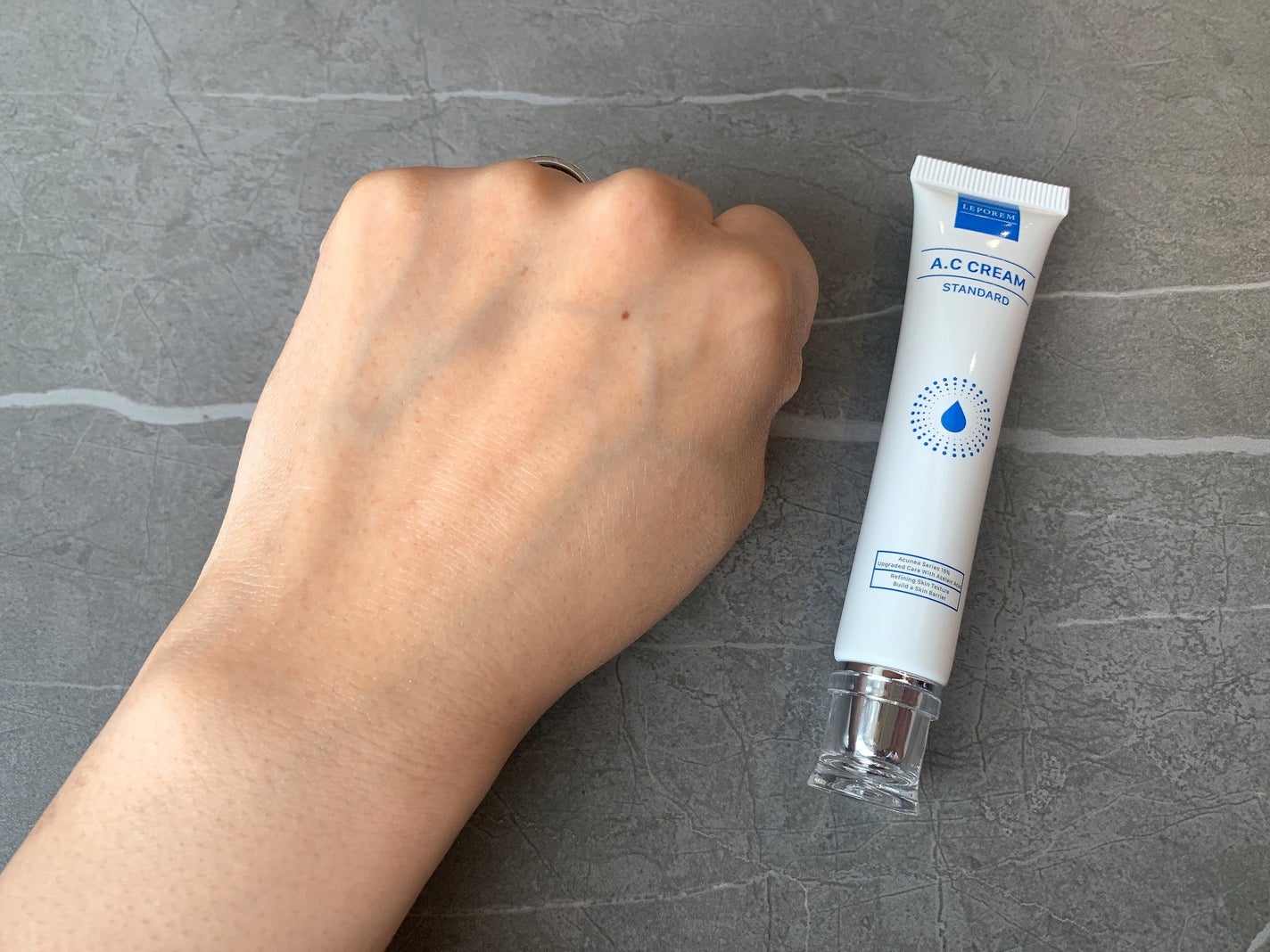 ACクリーム/LEPOREM/フェイスクリームを使ったクチコミ(3枚目)
