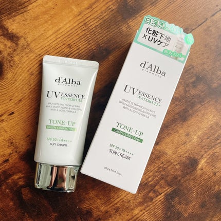 クリーンティーツリーリポソームトーンアップサンクリーム(グリーン)/ダルバ/日焼け止めクリームを使ったクチコミ(1枚目)