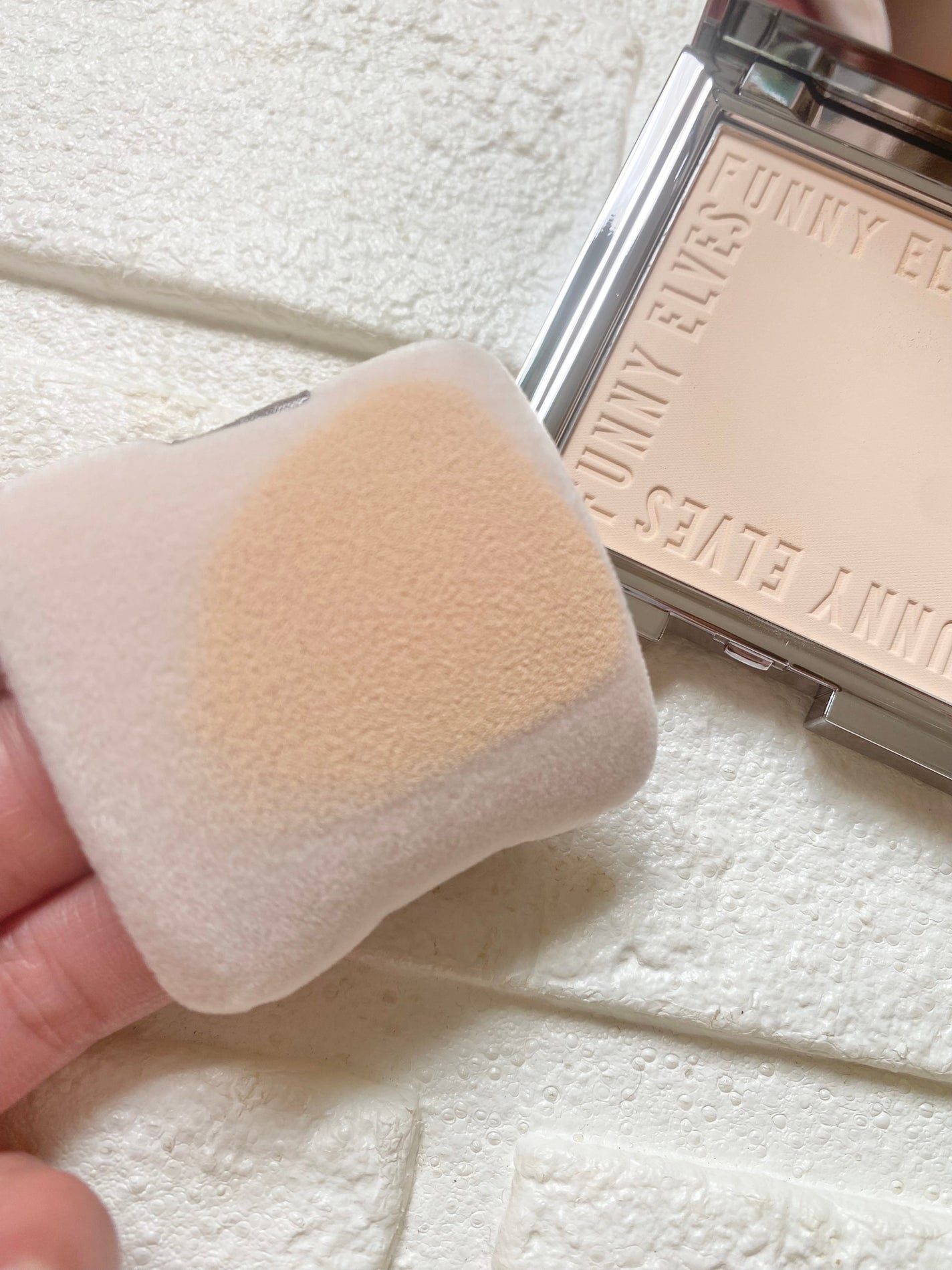 ソフトマットプレストパウダー/FUNNY ELVES方里/プレストパウダーを使ったクチコミ(6枚目)