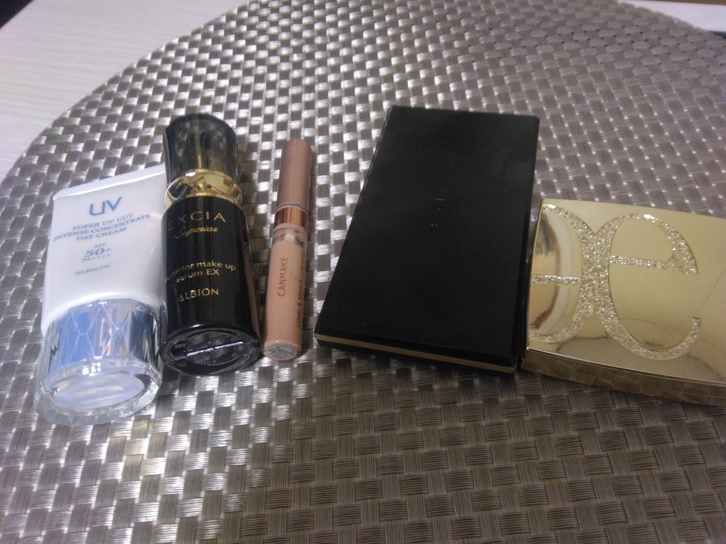 カバー&ストレッチコンシーラー UV/キャンメイク/リキッドコンシーラーを使ったクチコミ(1枚目)