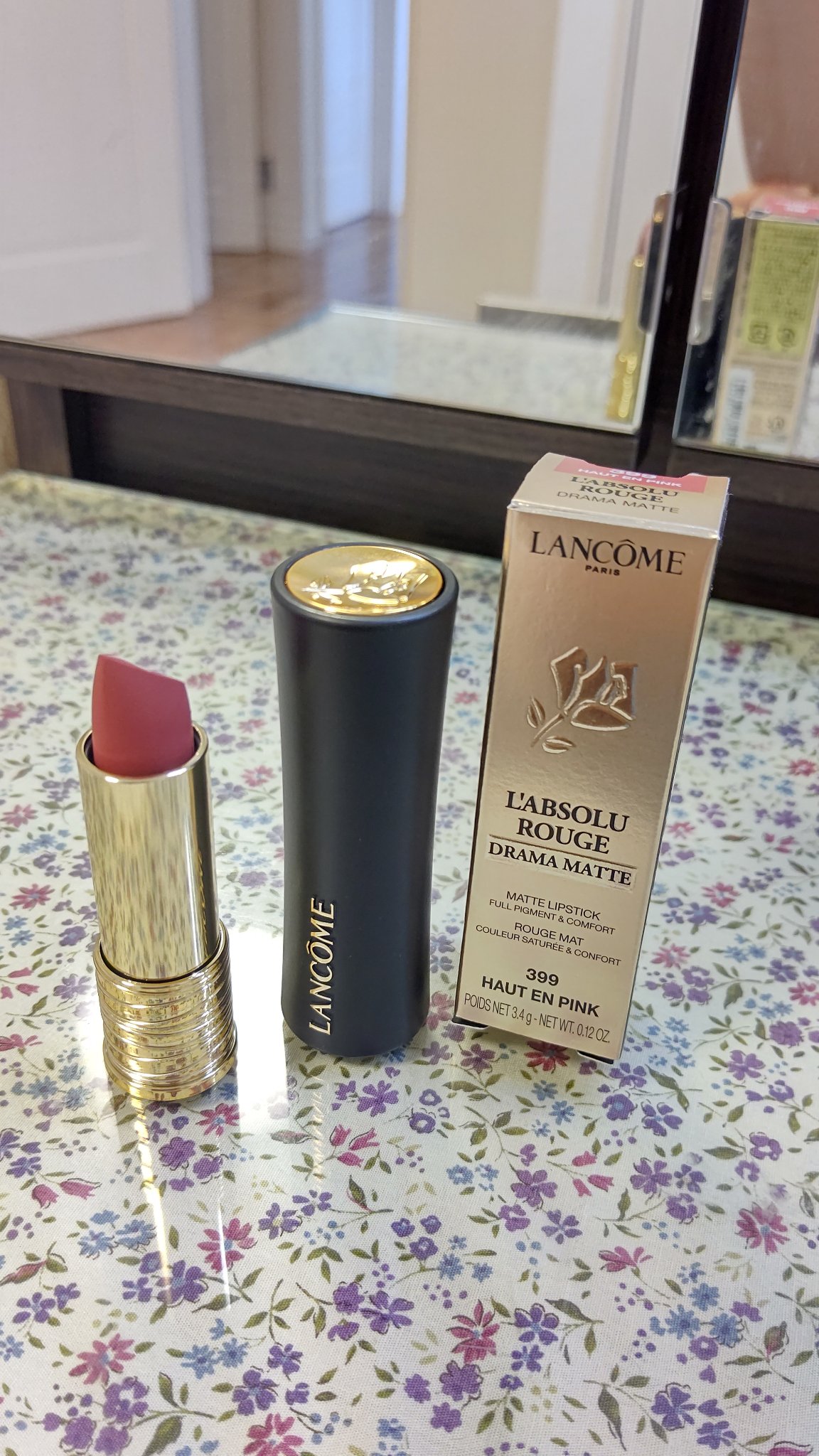 ラプソリュ ルージュ ドラママット/LANCOME/口紅を使ったクチコミ（1枚目）