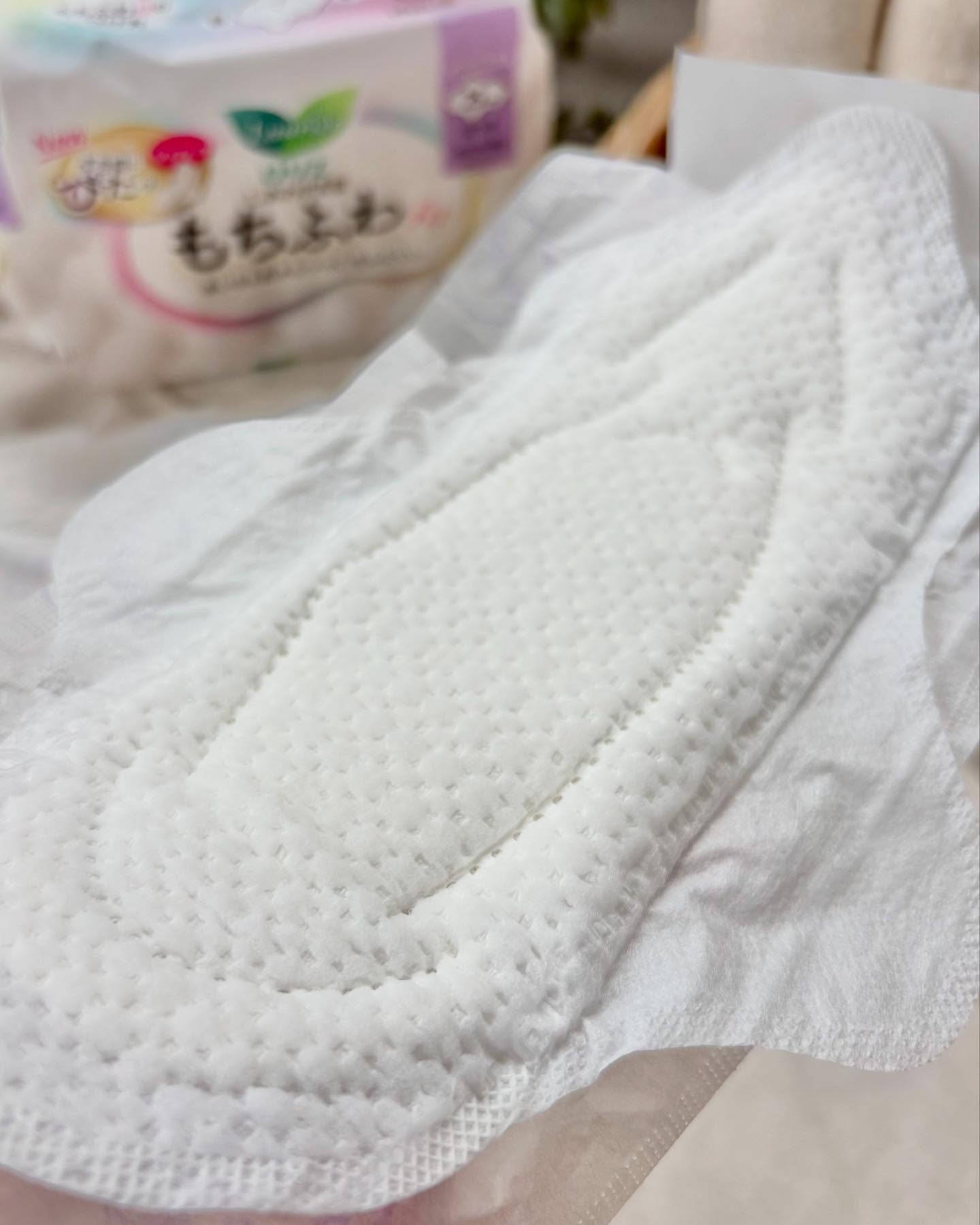 ロリエ もちふわ fit 25cm 羽つき 14コ入 (医薬部外品 )/ロリエ/ナプキンを使ったクチコミ（3枚目）