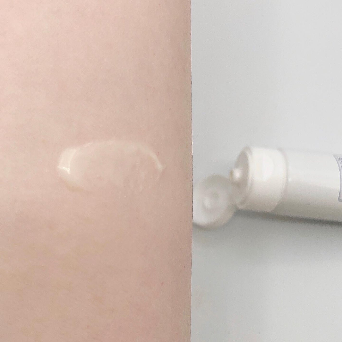 のふあ on LIPS 「新UVラグジュアリーデイクリームSPF28PA+++35g・3..」(3枚目)