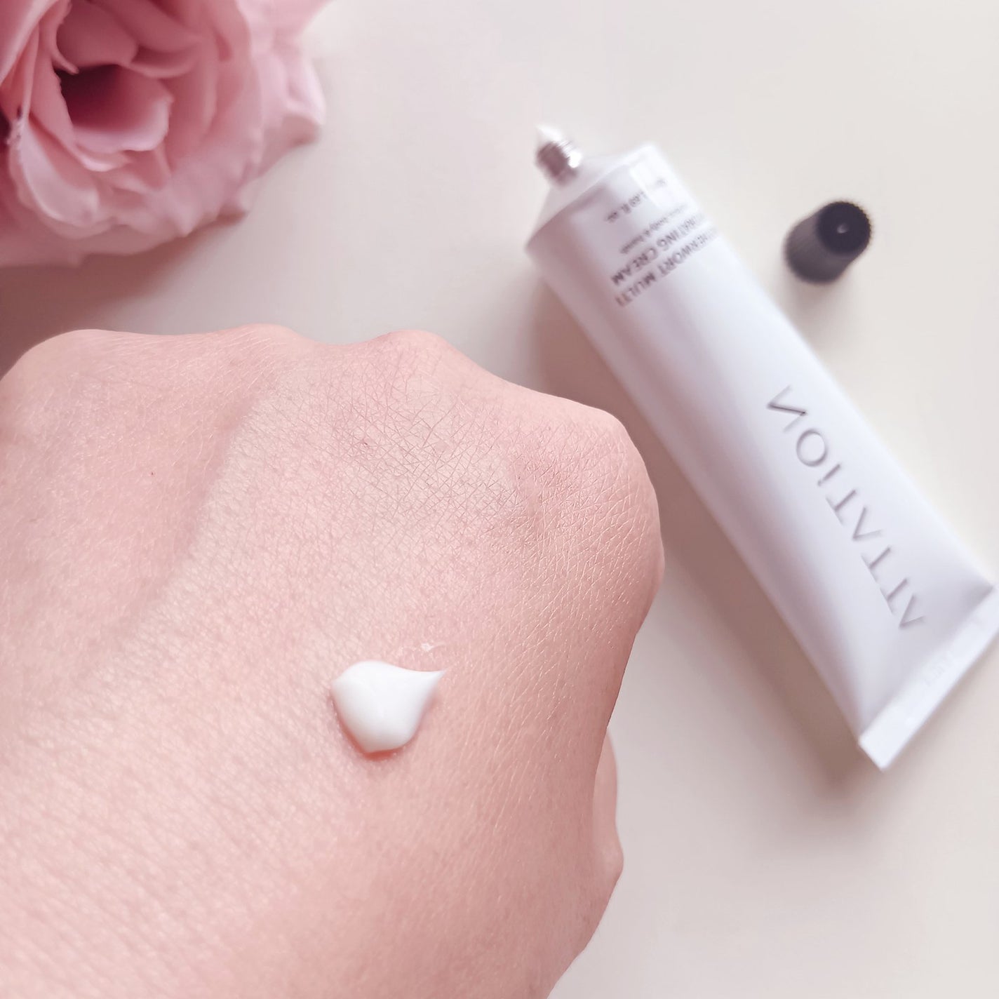 益母草パンテノールクリーム/ATTATION/ハンドクリームを使ったクチコミ(8枚目)