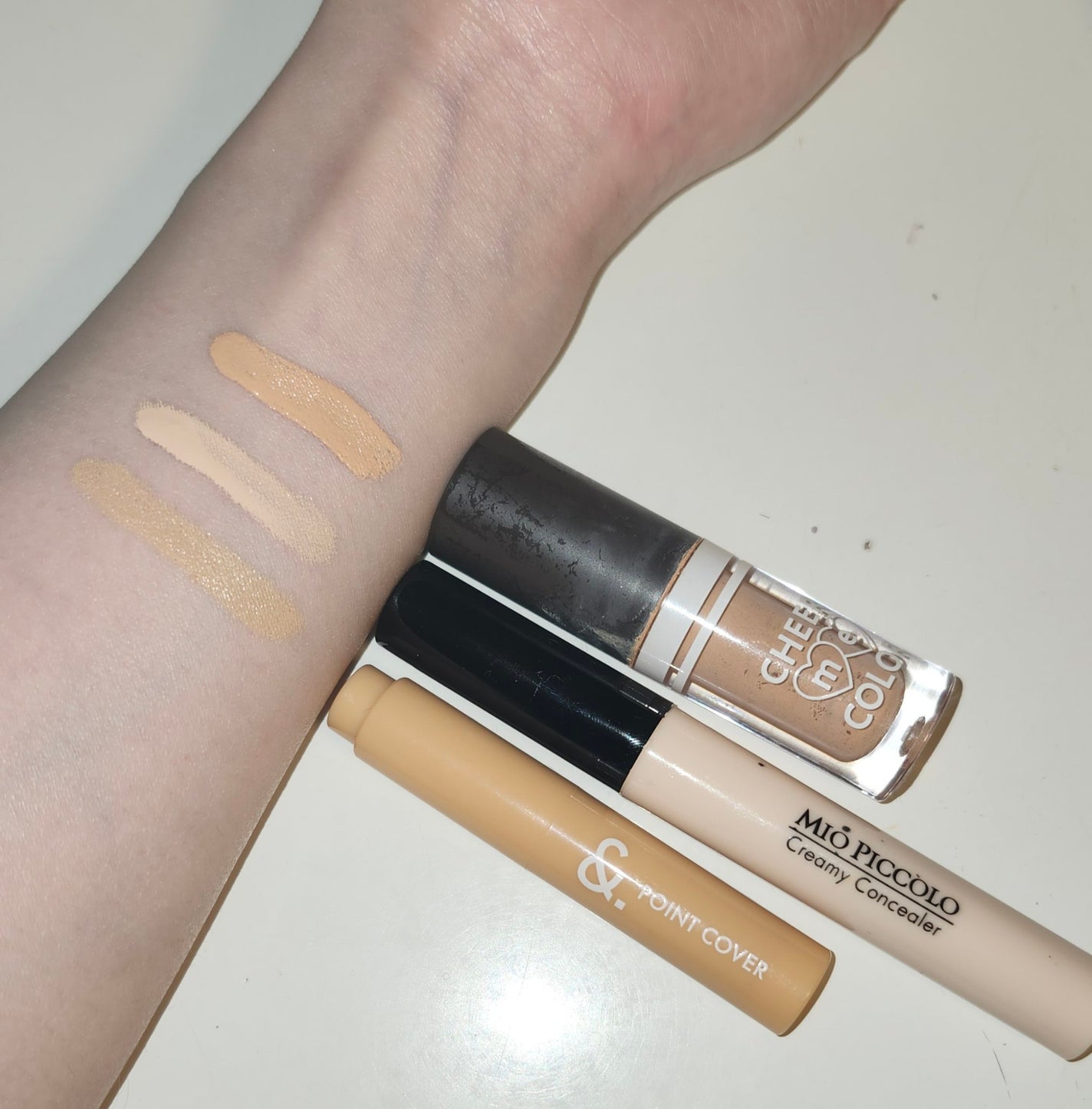 ATクリーミーコンシーラー/Mio Piccolo/リキッドコンシーラーを使ったクチコミ(2枚目)
