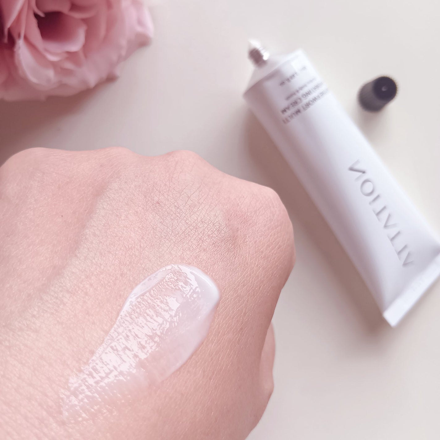 益母草パンテノールクリーム/ATTATION/ハンドクリームを使ったクチコミ(9枚目)